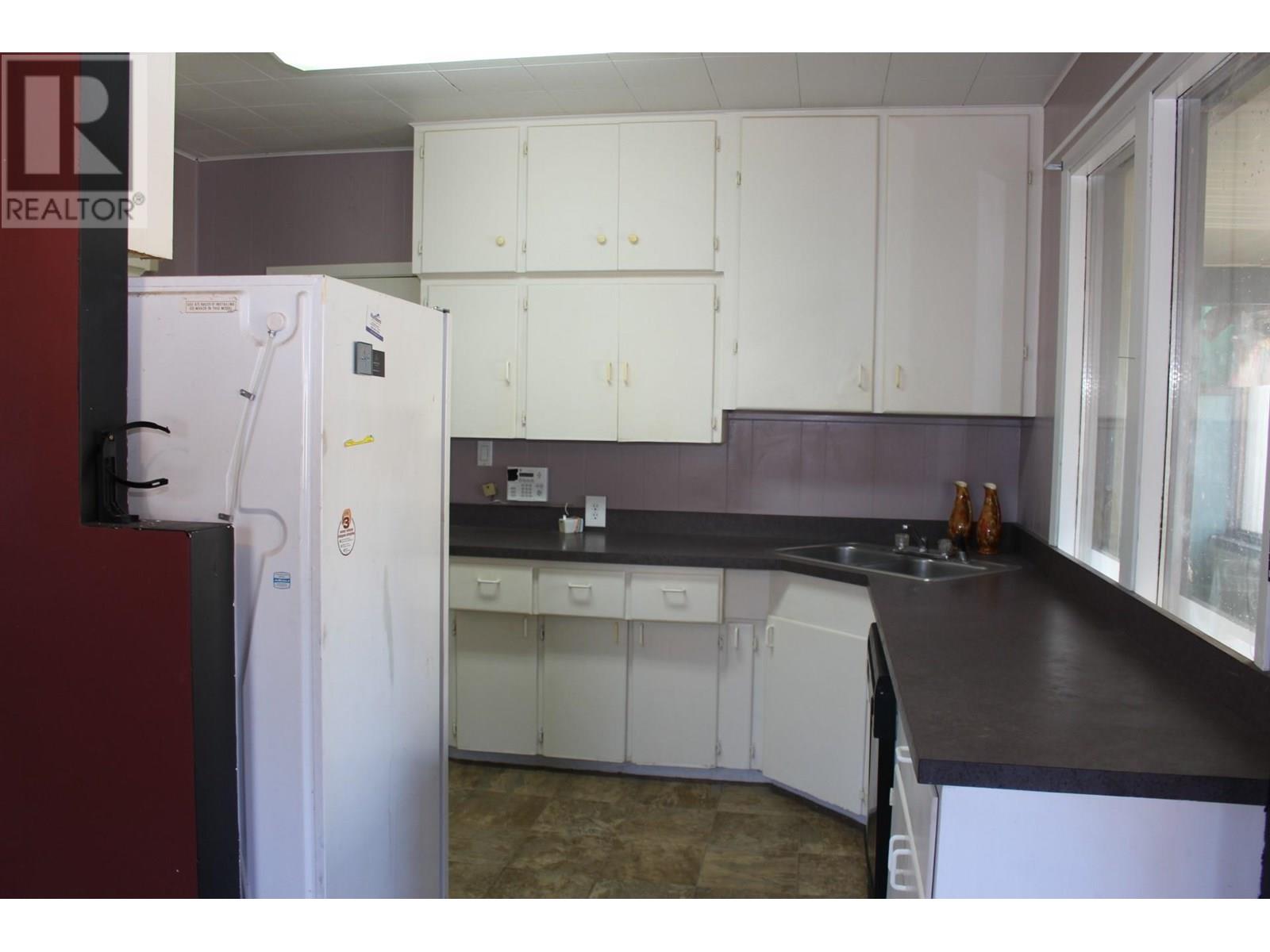 953 Aspen Street, Trail, British Columbia  V1R 3Y1 - Photo 19 - 10342851