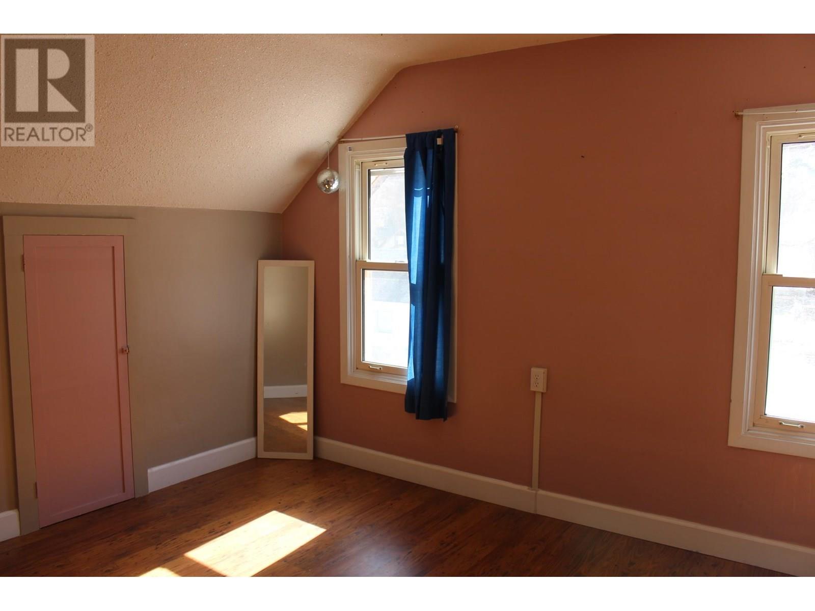 953 Aspen Street, Trail, British Columbia  V1R 3Y1 - Photo 23 - 10342851