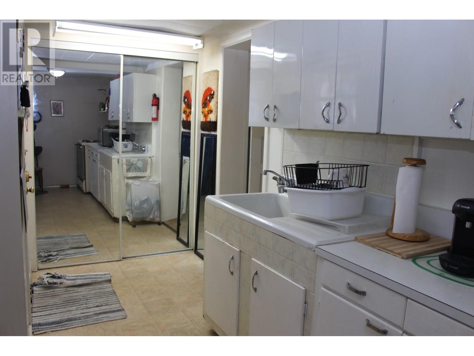953 Aspen Street, Trail, British Columbia  V1R 3Y1 - Photo 40 - 10342851