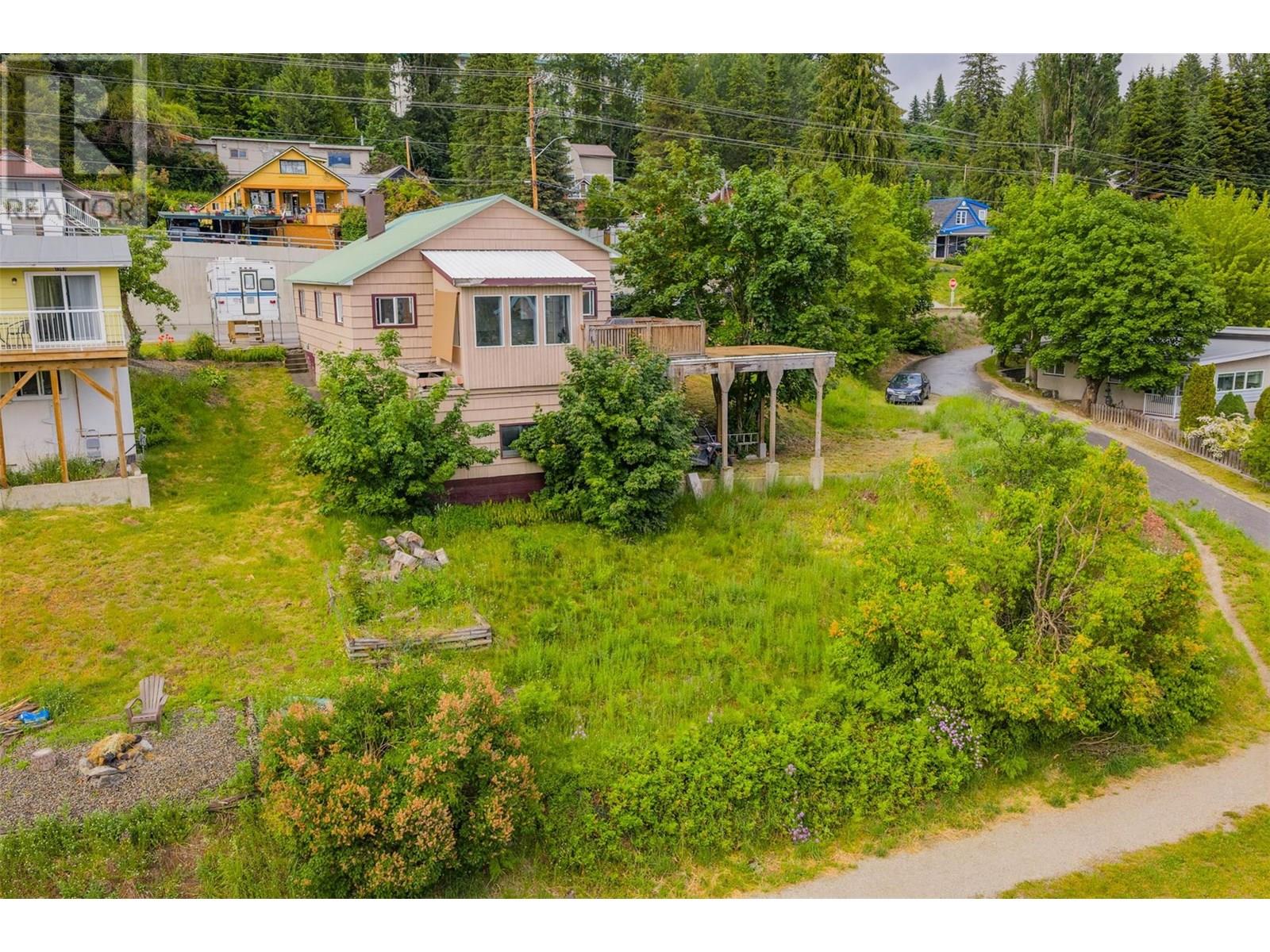 1585 Dunn Crescent, Rossland, British Columbia  V0G 1Y0 - Photo 36 - 10352364