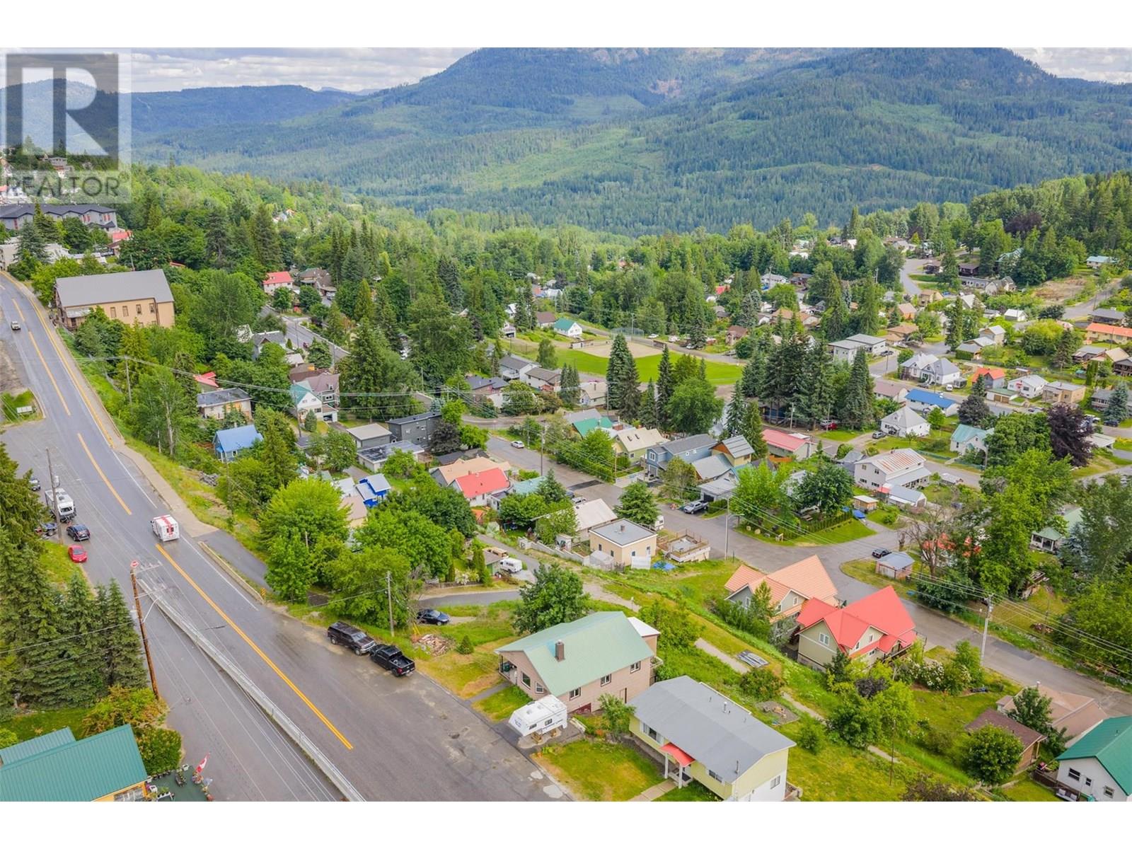 1585 Dunn Crescent, Rossland, British Columbia  V0G 1Y0 - Photo 47 - 10352364