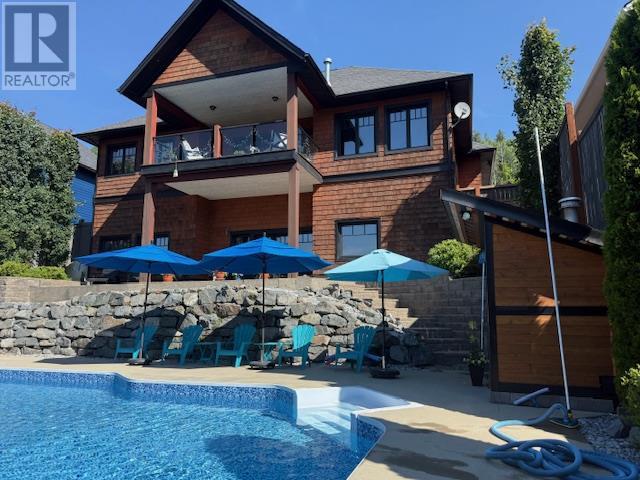 1009 Silvertip Road, Rossland, British Columbia  V0G 1Y0 - Photo 1 - 10352472