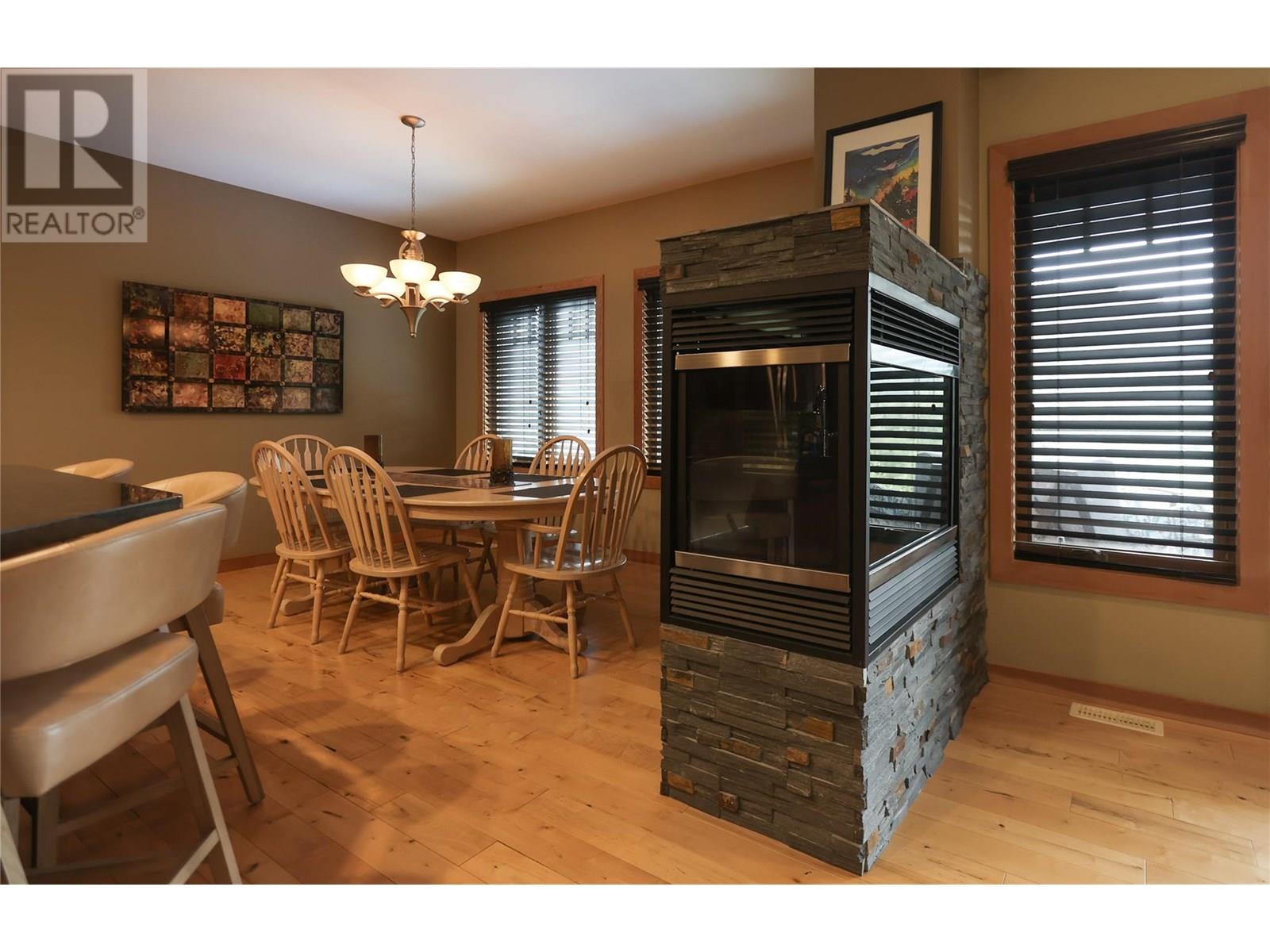 1009 Silvertip Road, Rossland, British Columbia  V0G 1Y0 - Photo 19 - 10352472