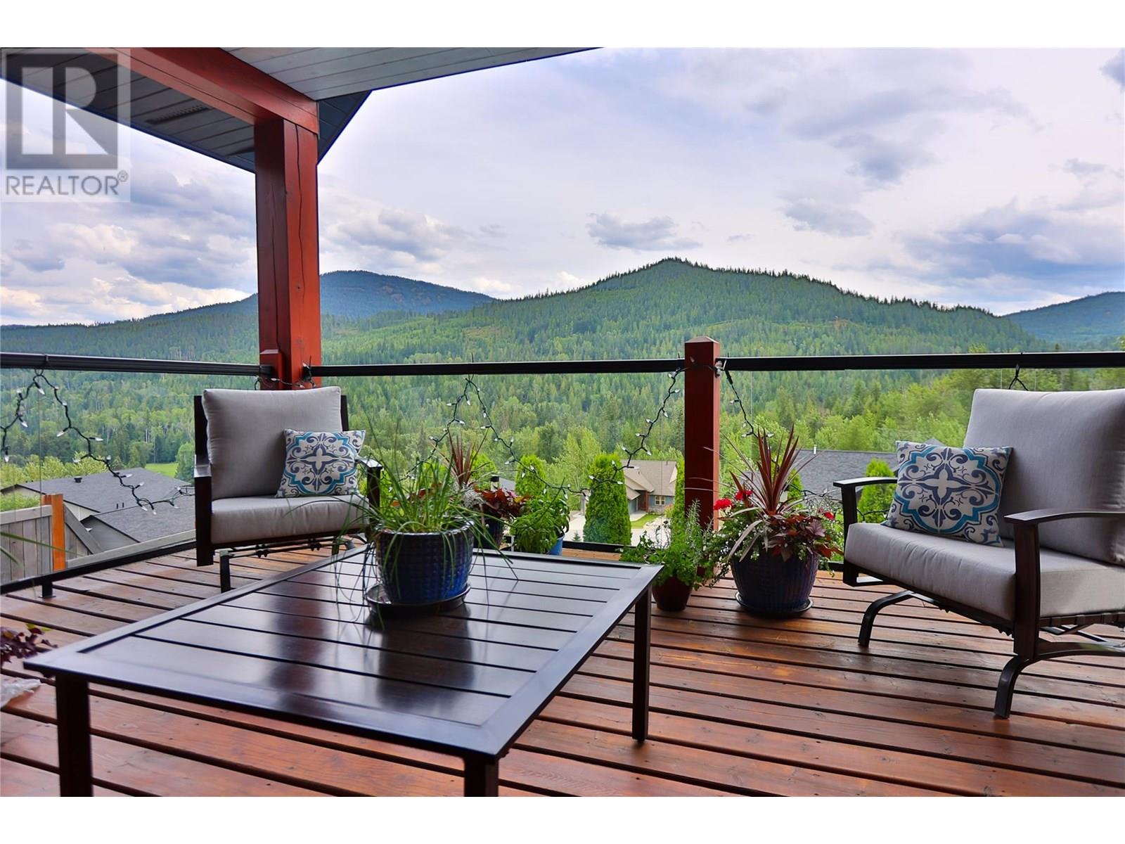 1009 Silvertip Road, Rossland, British Columbia  V0G 1Y0 - Photo 21 - 10352472