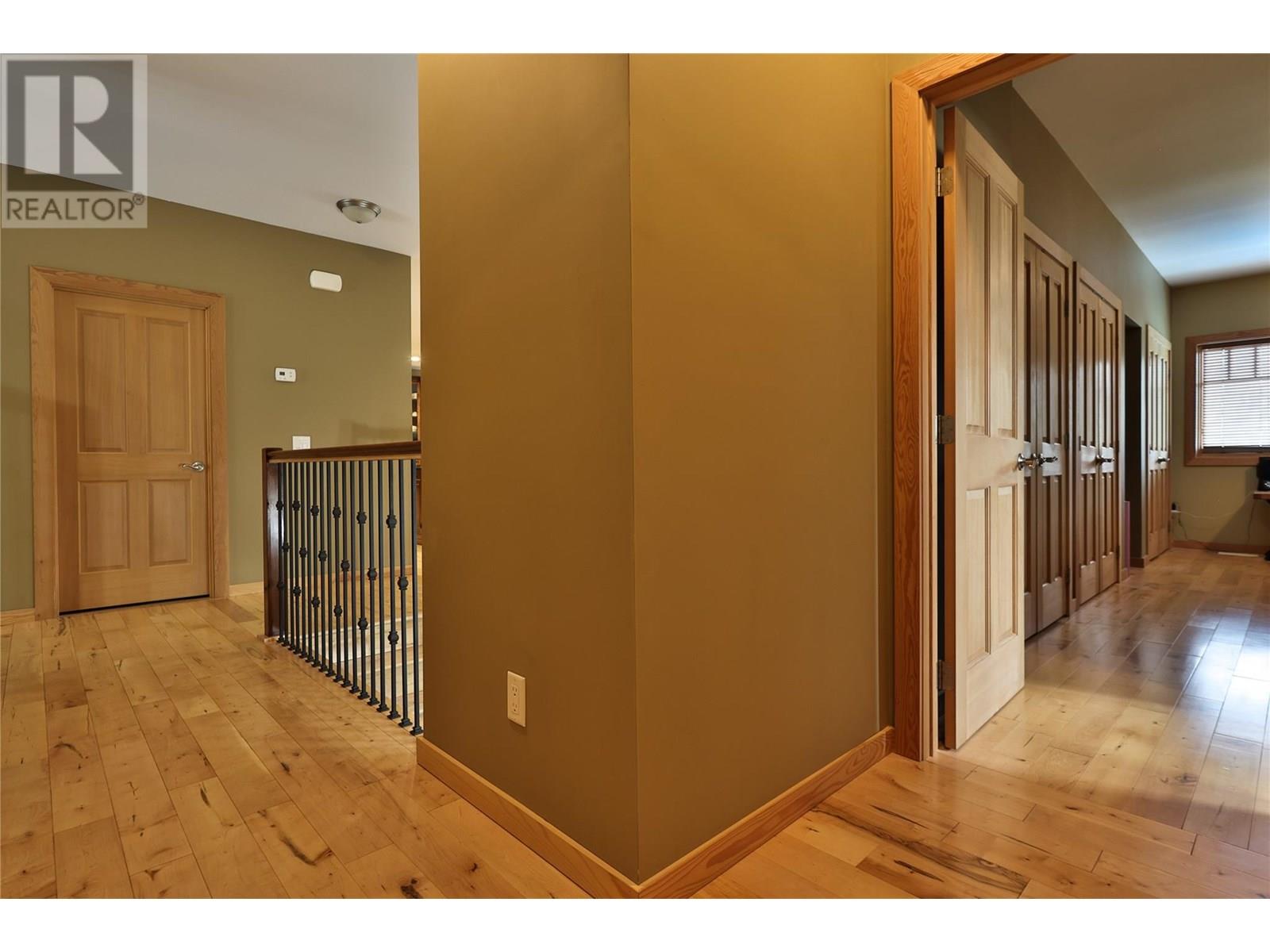 1009 Silvertip Road, Rossland, British Columbia  V0G 1Y0 - Photo 29 - 10352472