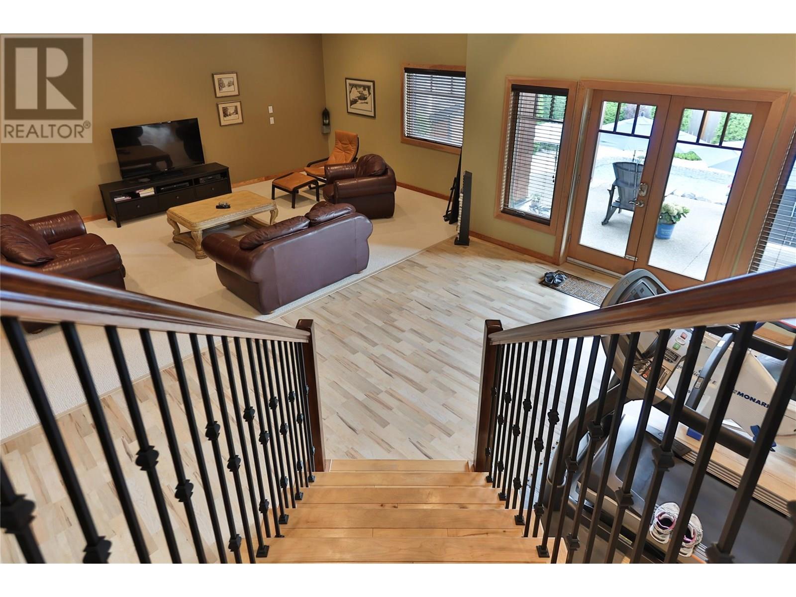 1009 Silvertip Road, Rossland, British Columbia  V0G 1Y0 - Photo 32 - 10352472