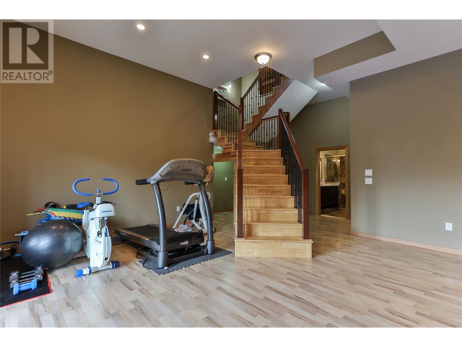 1009 Silvertip Road, Rossland, British Columbia  V0G 1Y0 - Photo 36 - 10352472