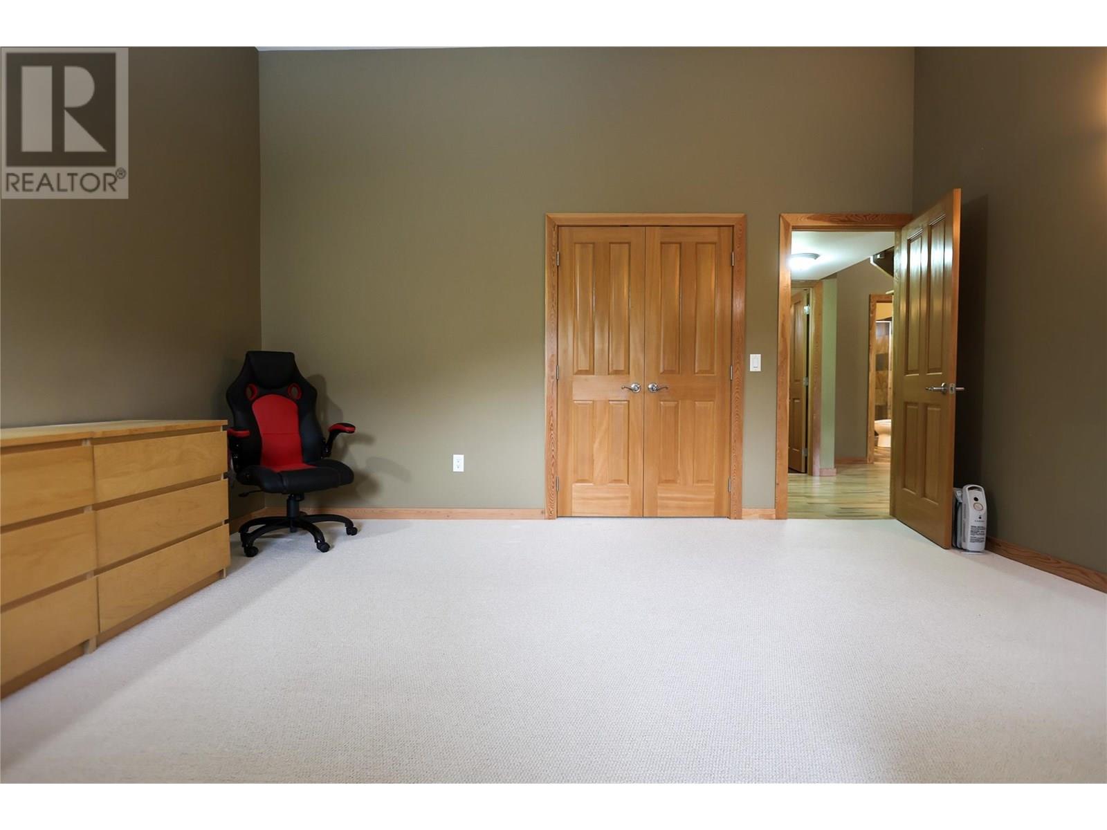 1009 Silvertip Road, Rossland, British Columbia  V0G 1Y0 - Photo 42 - 10352472