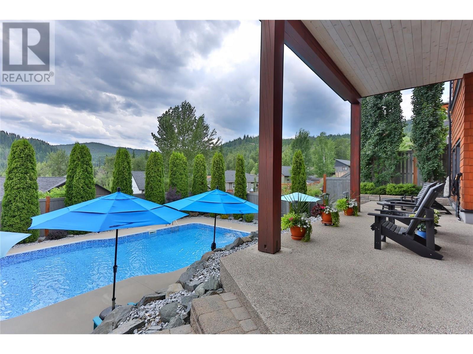 1009 Silvertip Road, Rossland, British Columbia  V0G 1Y0 - Photo 45 - 10352472