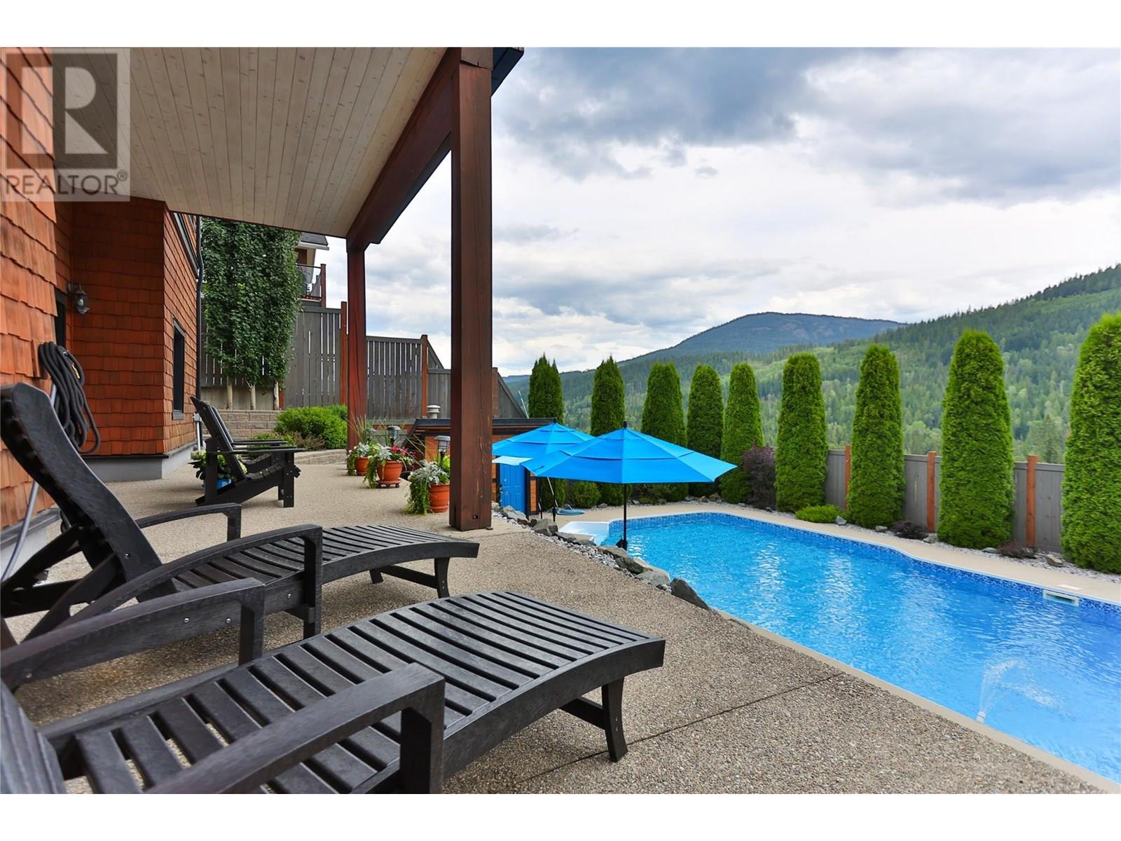 1009 Silvertip Road, Rossland, British Columbia  V0G 1Y0 - Photo 47 - 10352472