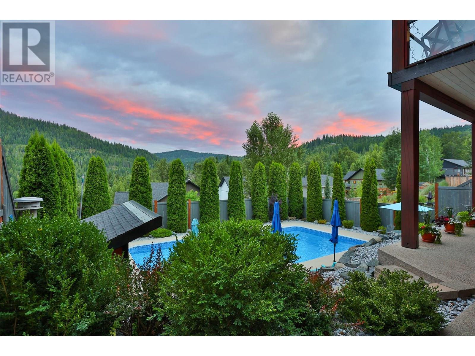 1009 Silvertip Road, Rossland, British Columbia  V0G 1Y0 - Photo 57 - 10352472