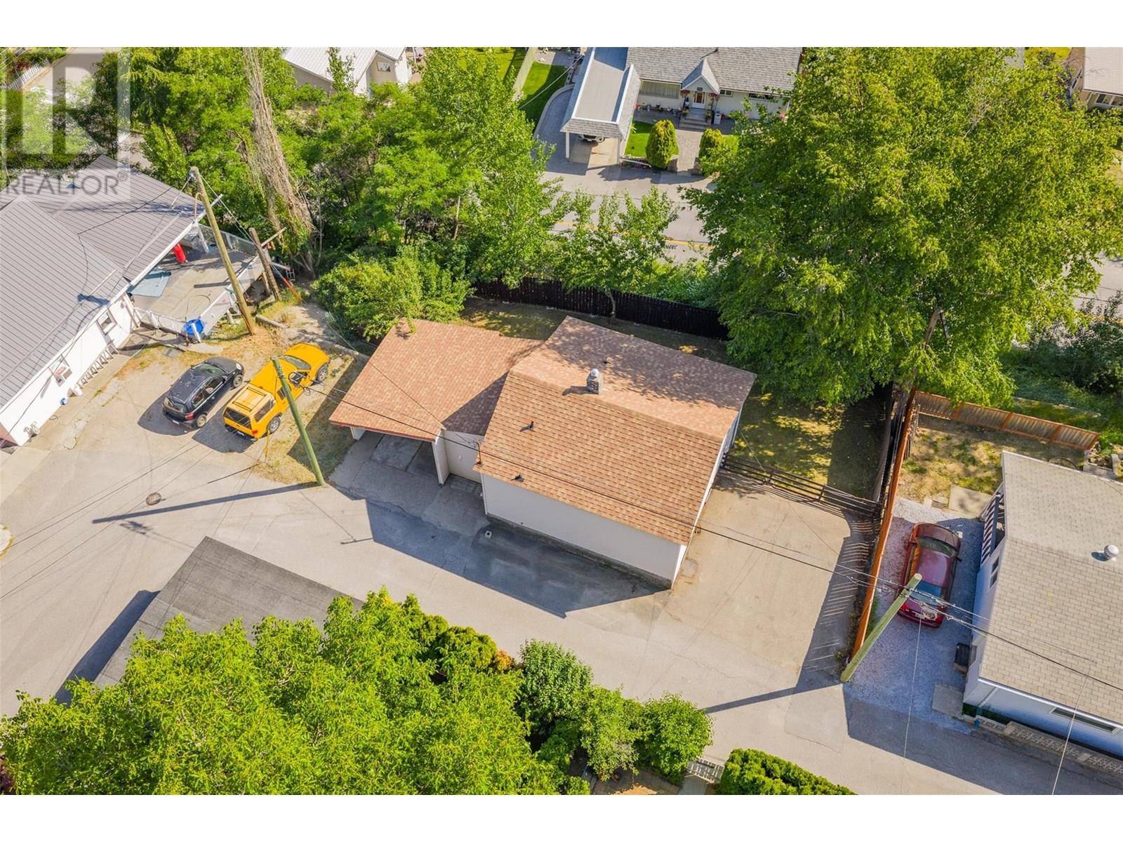 2233 Fifth Avenue, Trail, British Columbia  V1R 3E8 - Photo 37 - 10352267