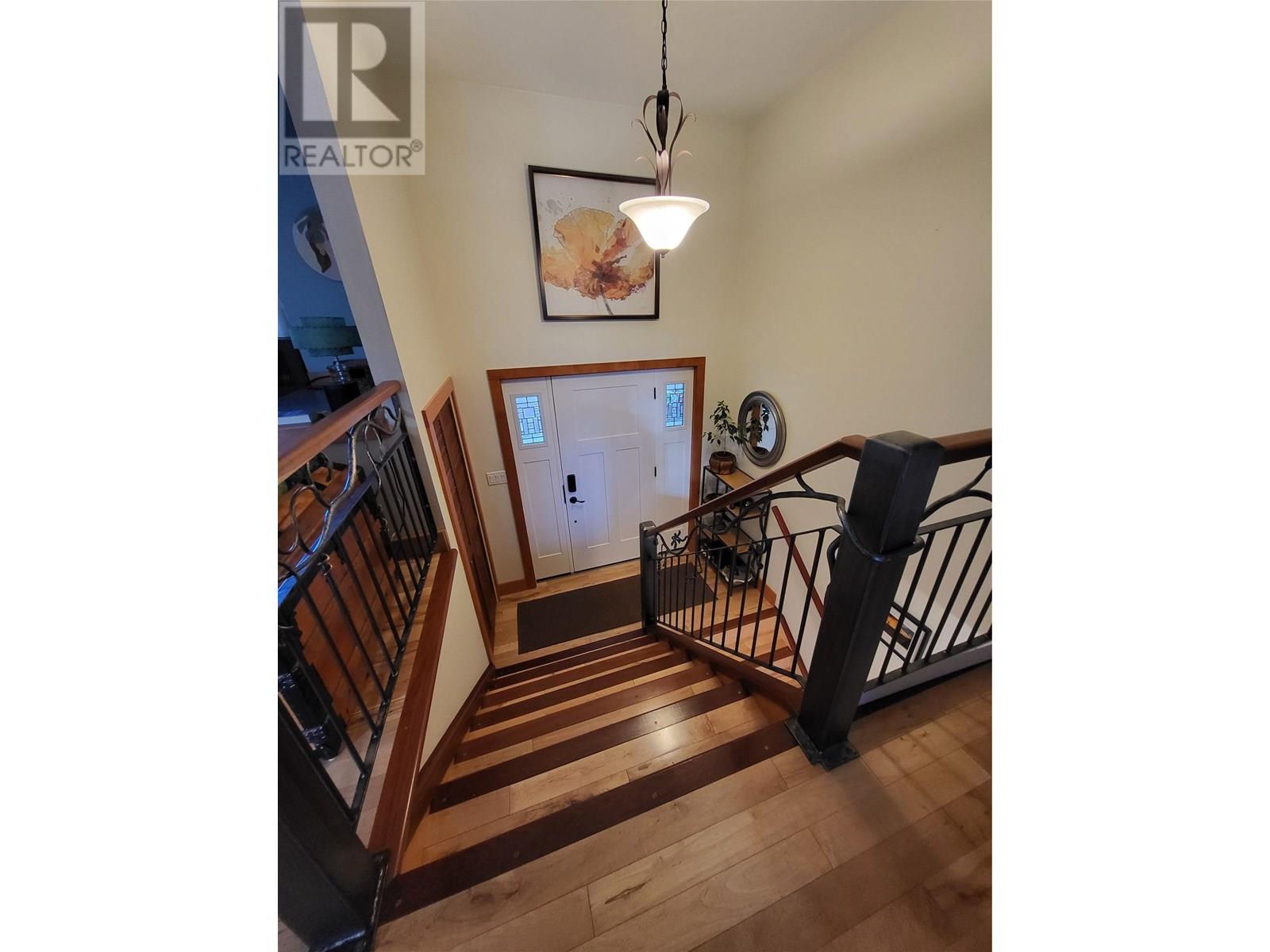 303 Delany Avenue, Slocan, British Columbia  V0G 2C0 - Photo 20 - 10352438