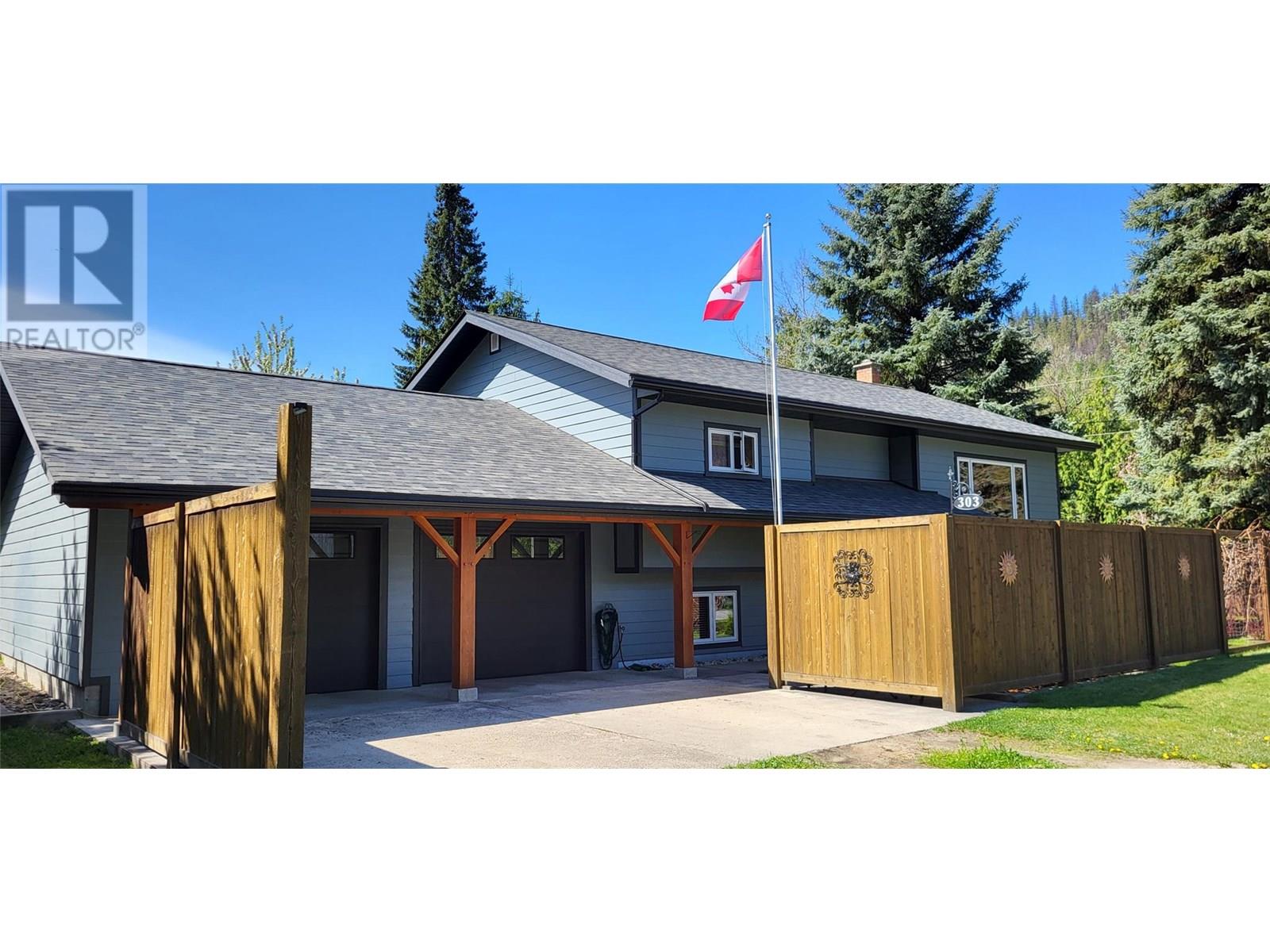 303 Delany Avenue, Slocan, British Columbia  V0G 2C0 - Photo 5 - 10352438