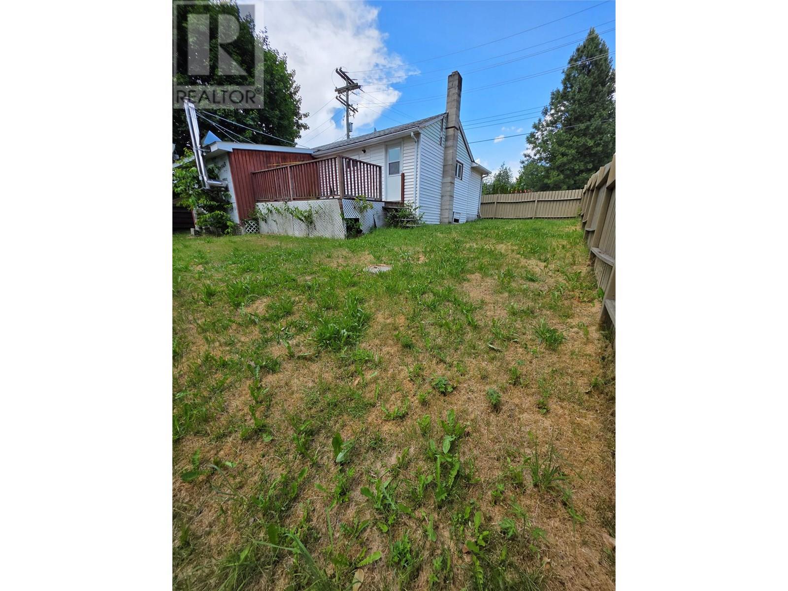 96 Broadway Street E, Nakusp, British Columbia  V0G 1R0 - Photo 9 - 10352326