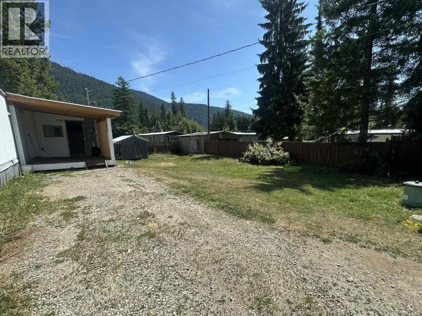 5 Esquire Drive, Salmo, British Columbia  V0G 1Z0 - Photo 20 - 10352599