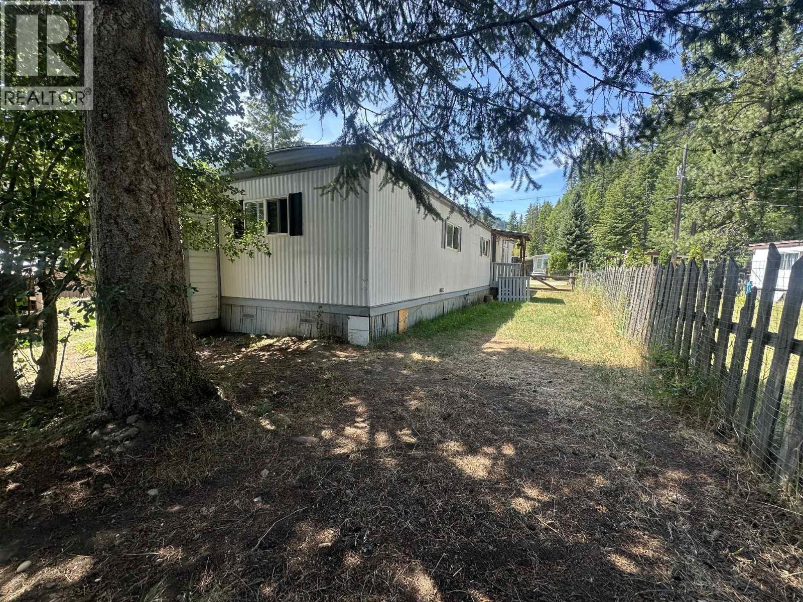 5 Esquire Drive, Salmo, British Columbia  V0G 1Z0 - Photo 25 - 10352599