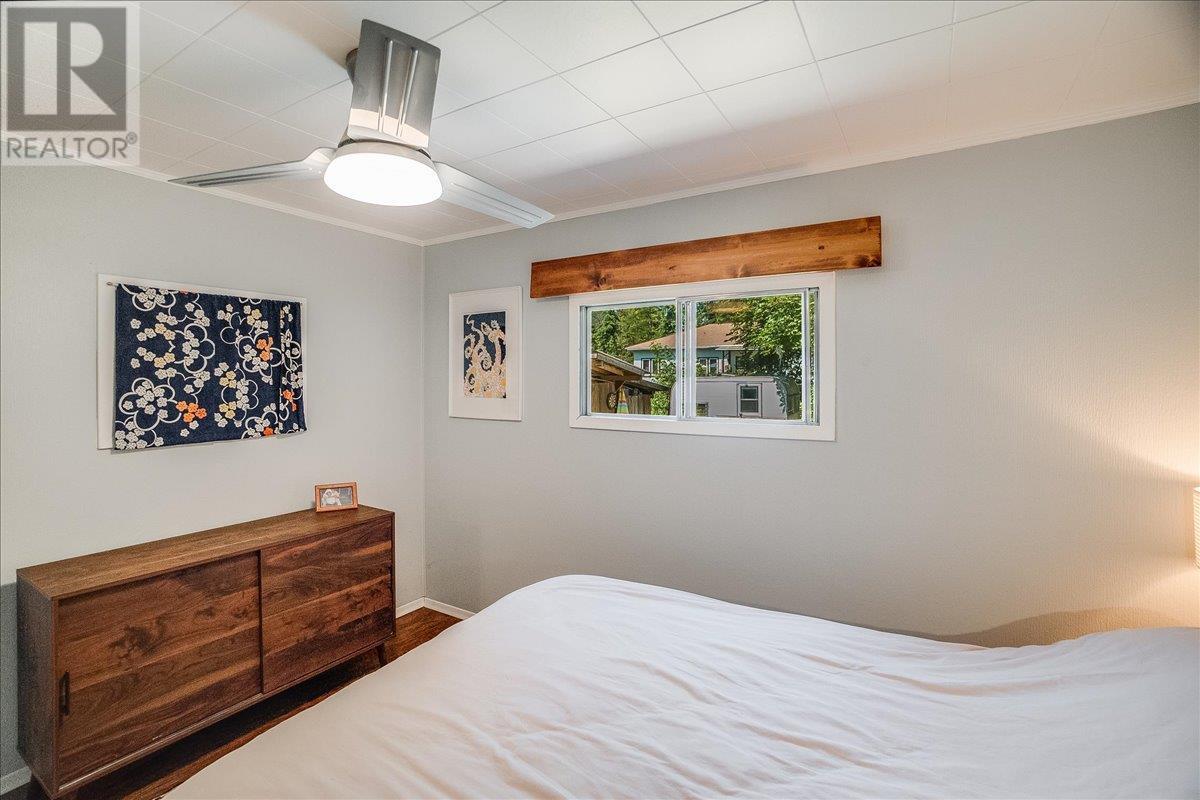 1052 Frances Street, Robson, British Columbia  V0G 1X0 - Photo 27 - 10352437