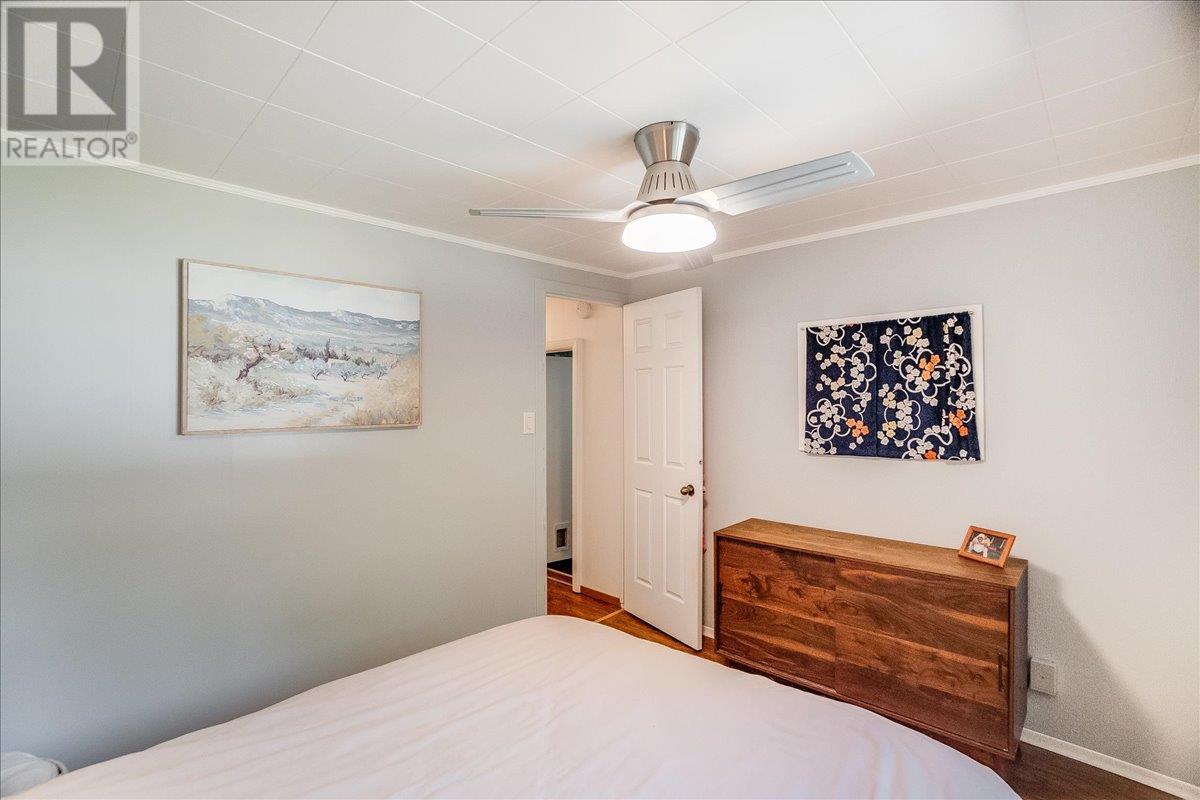 1052 Frances Street, Robson, British Columbia  V0G 1X0 - Photo 28 - 10352437