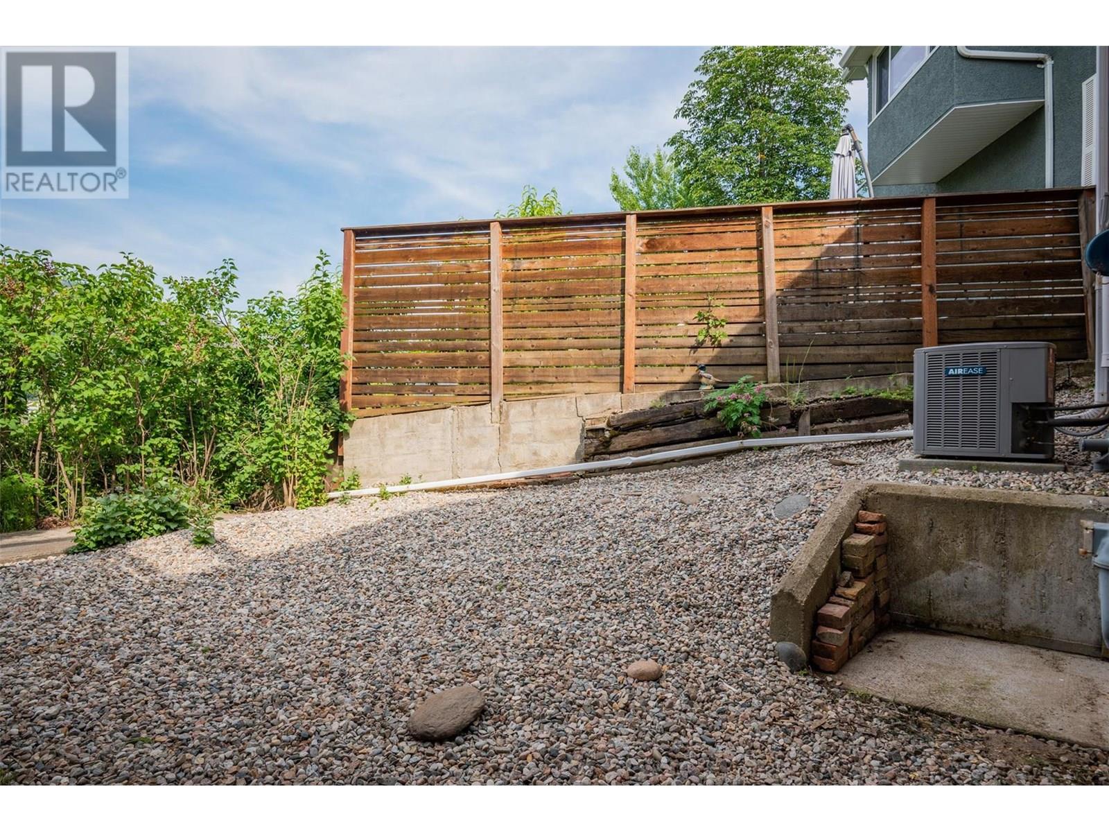 1965 Oak Street, Trail, British Columbia  V1R 3Z8 - Photo 39 - 10352657