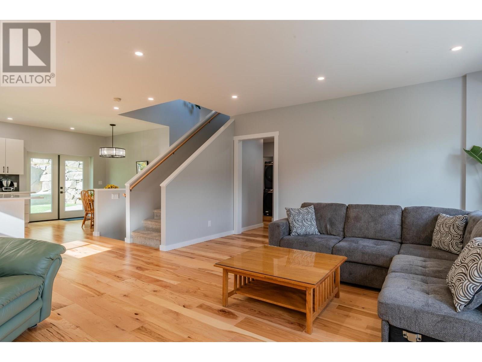 934 Redstone Drive, Rossland, British Columbia  V0G 1Y0 - Photo 20 - 10353036