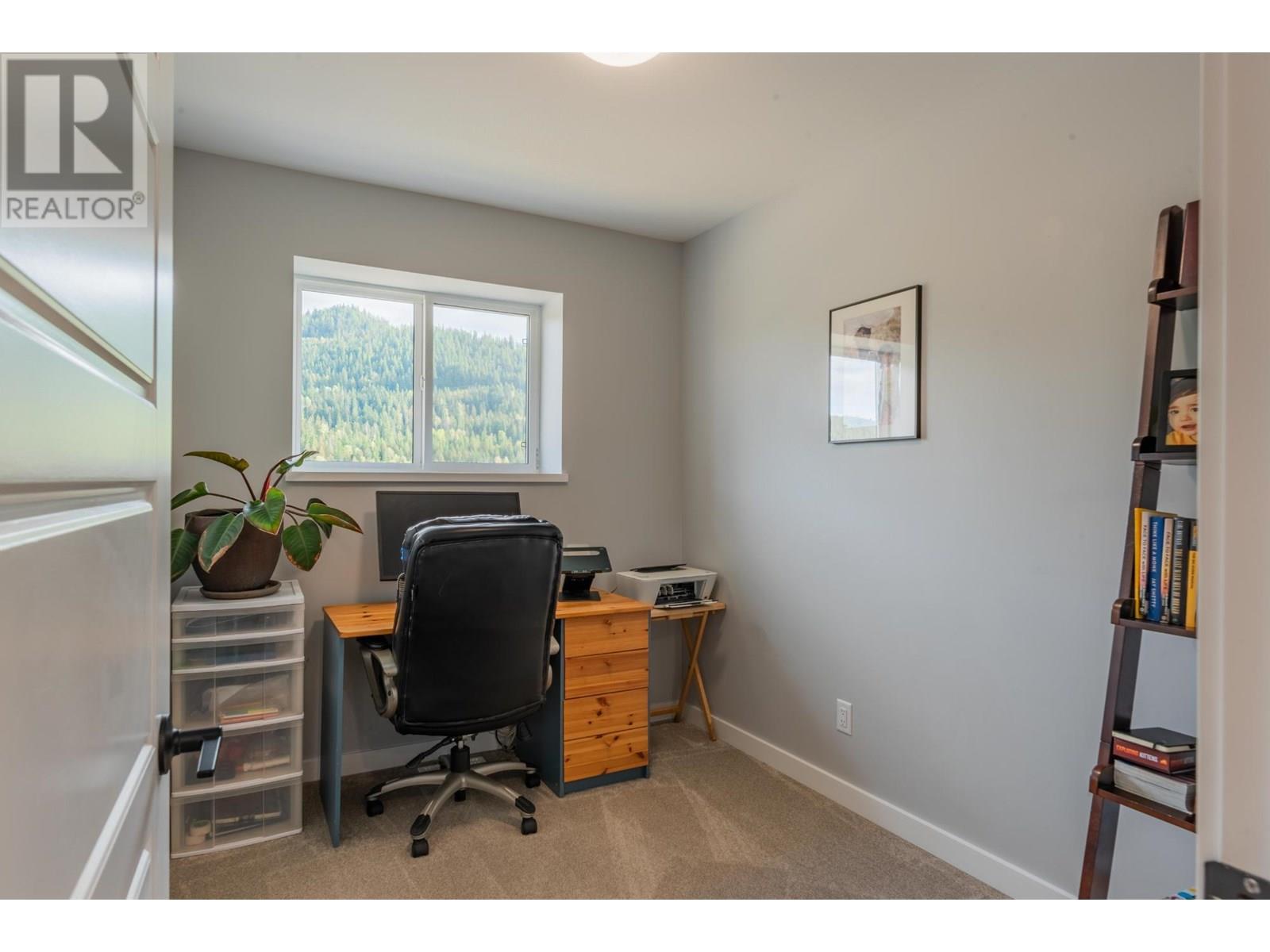 934 Redstone Drive, Rossland, British Columbia  V0G 1Y0 - Photo 25 - 10353036