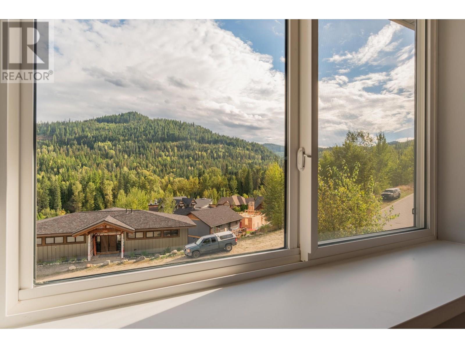 934 Redstone Drive, Rossland, British Columbia  V0G 1Y0 - Photo 28 - 10353036