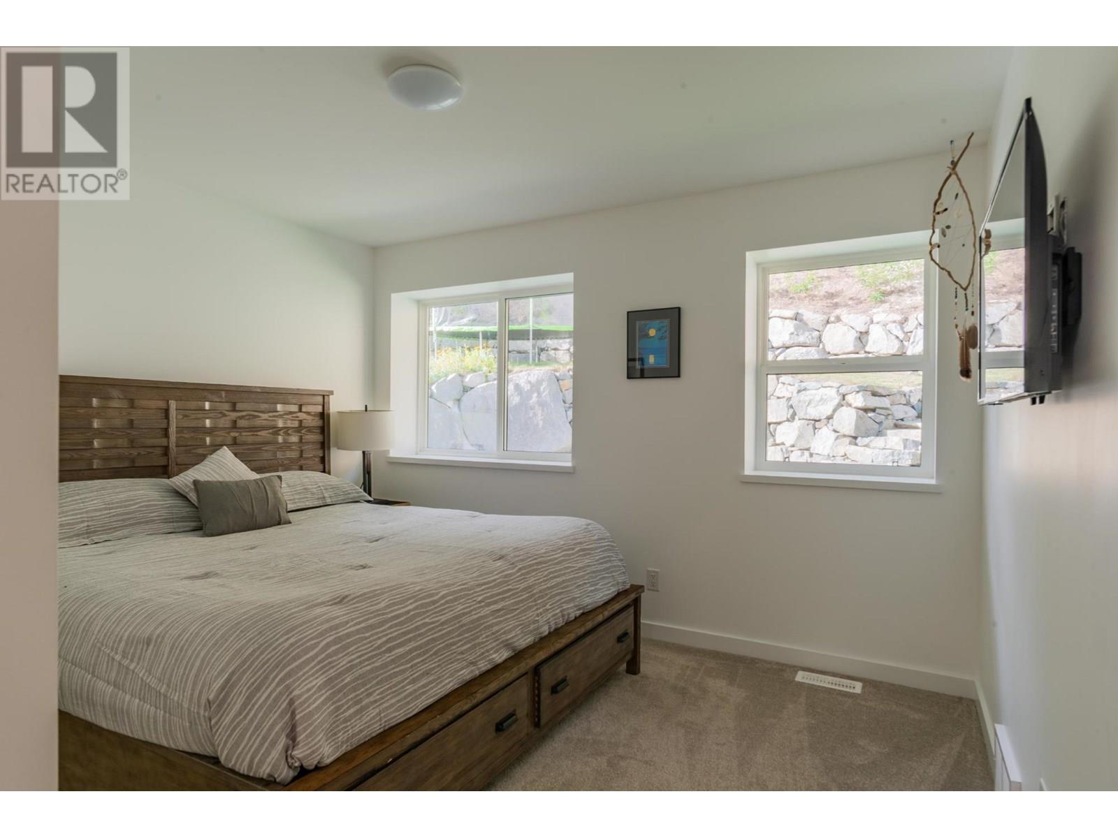 934 Redstone Drive, Rossland, British Columbia  V0G 1Y0 - Photo 33 - 10353036