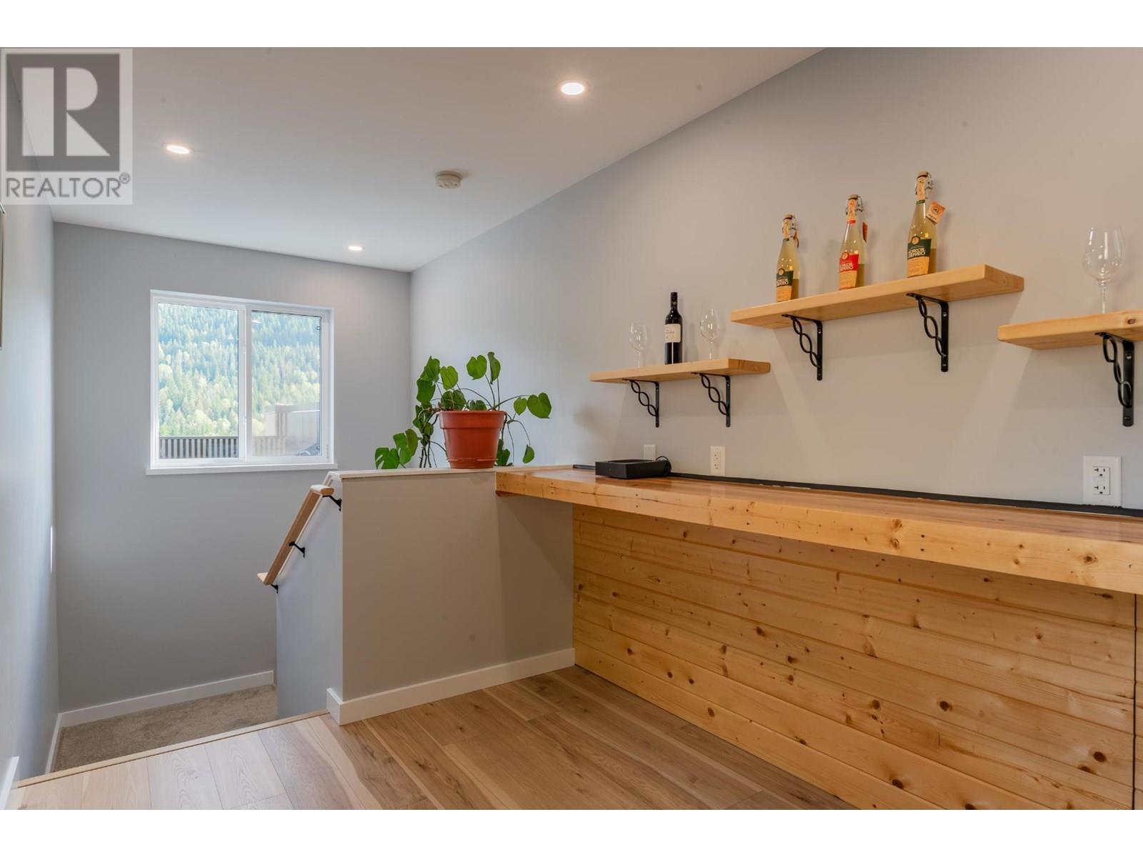 934 Redstone Drive, Rossland, British Columbia  V0G 1Y0 - Photo 38 - 10353036