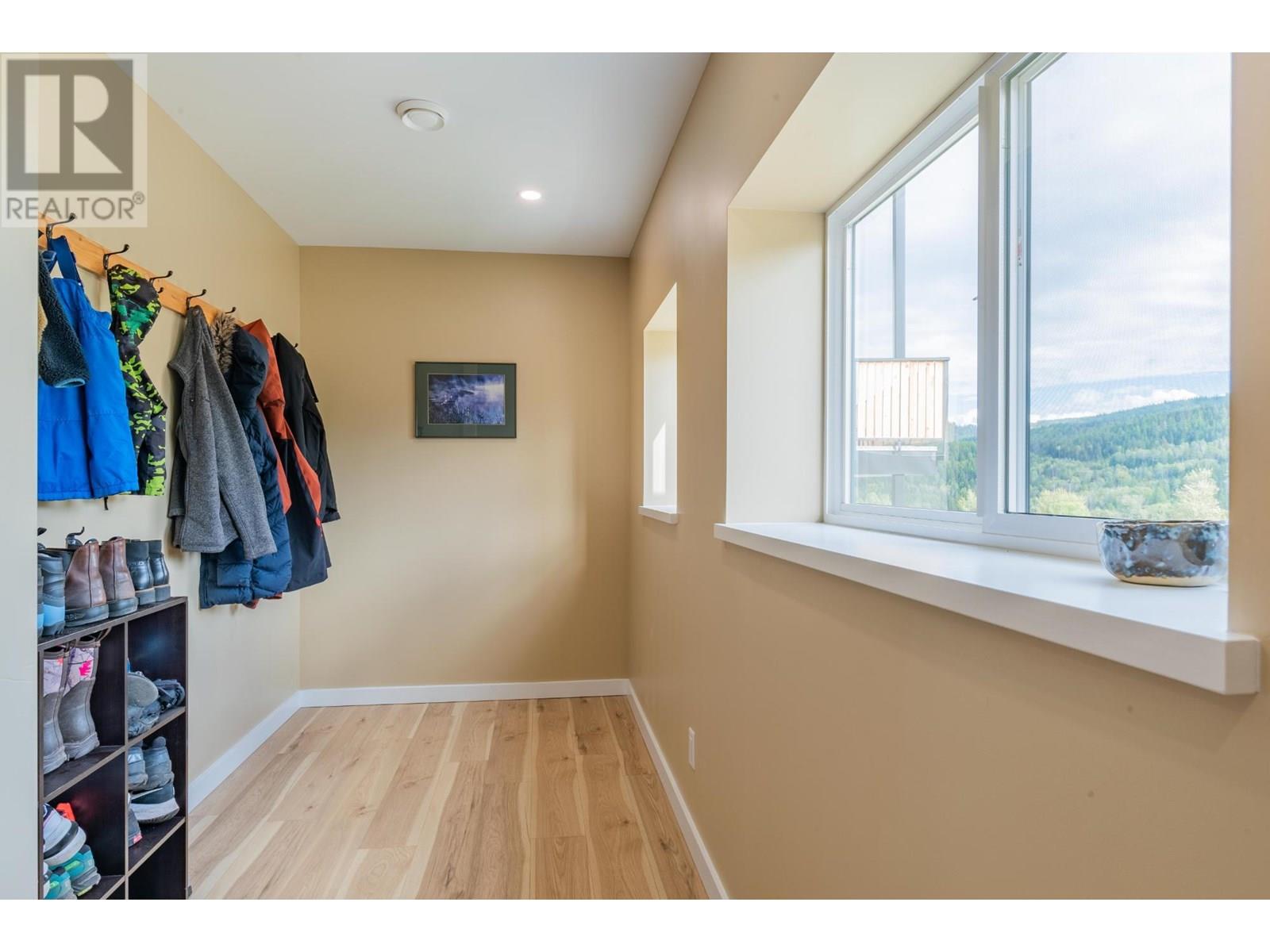 934 Redstone Drive, Rossland, British Columbia  V0G 1Y0 - Photo 49 - 10353036