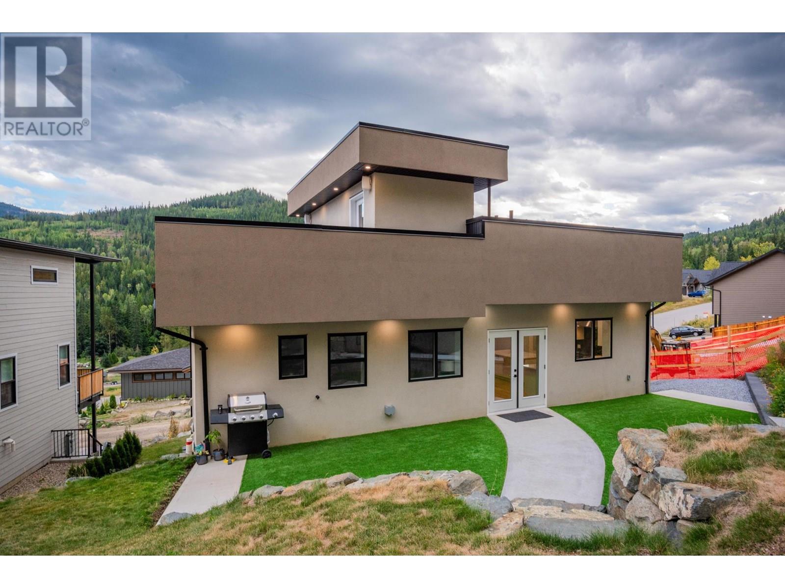 934 Redstone Drive, Rossland, British Columbia  V0G 1Y0 - Photo 64 - 10353036