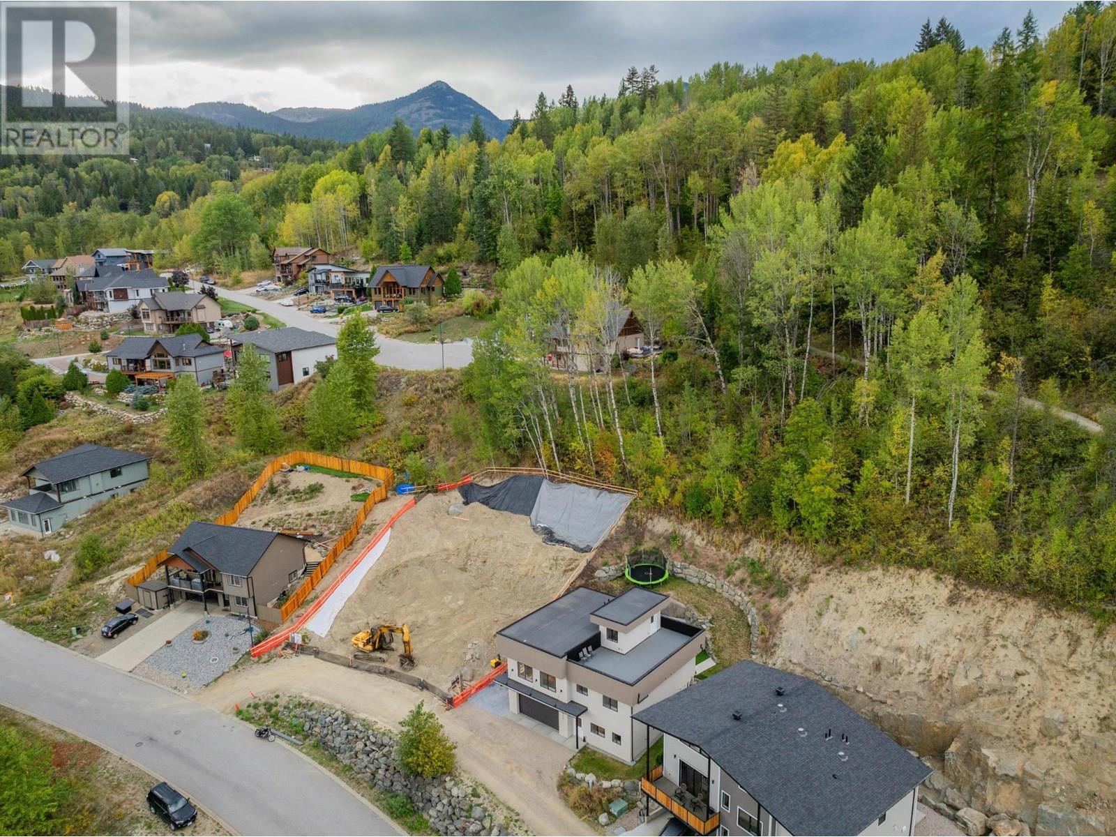 934 Redstone Drive, Rossland, British Columbia  V0G 1Y0 - Photo 77 - 10353036