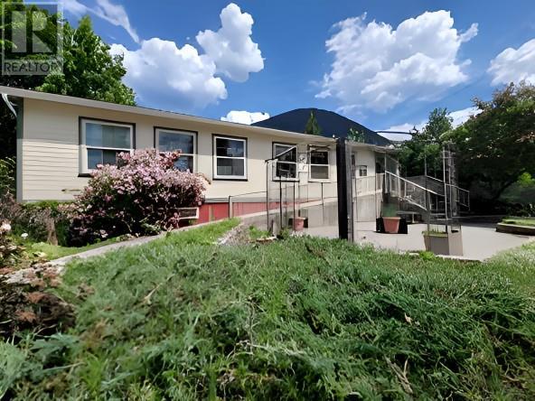 316 6th Avenue, New Denver, British Columbia  V0G 1S0 - Photo 1 - 10353064