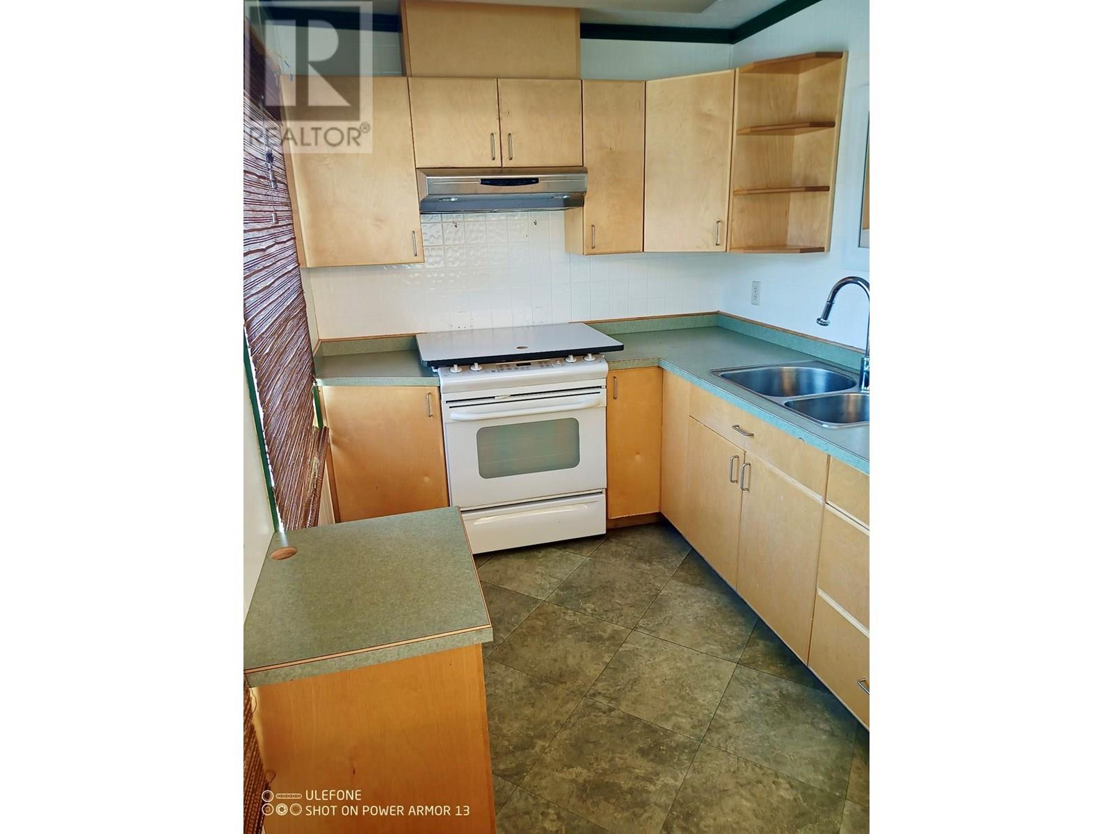 316 6th Avenue, New Denver, British Columbia  V0G 1S0 - Photo 5 - 10353064