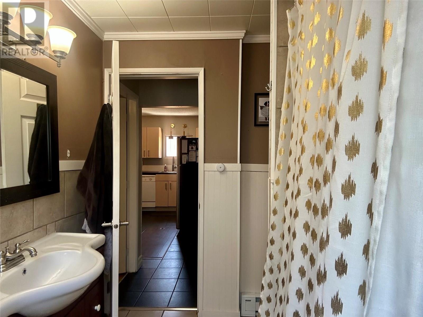 2006 Daniel Street, Trail, British Columbia  V1R 4G9 - Photo 20 - 10352803