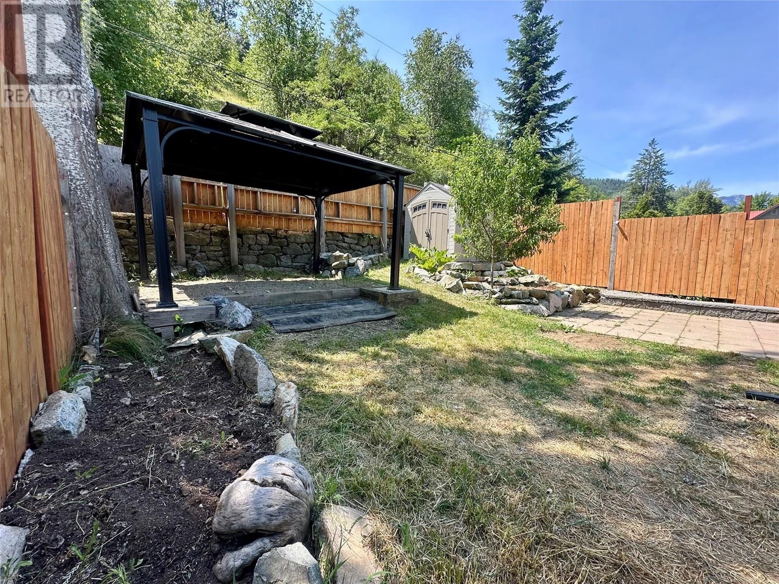 2006 Daniel Street, Trail, British Columbia  V1R 4G9 - Photo 22 - 10352803