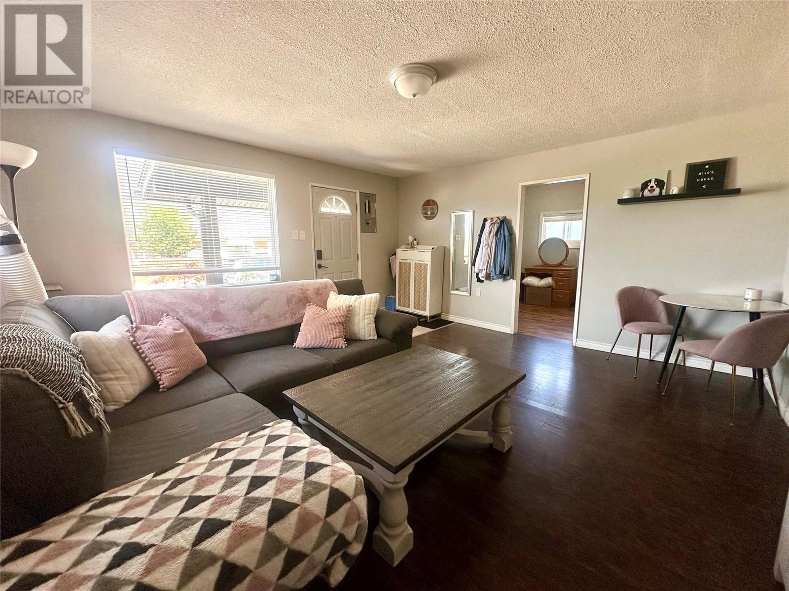 2006 Daniel Street, Trail, British Columbia  V1R 4G9 - Photo 6 - 10352803