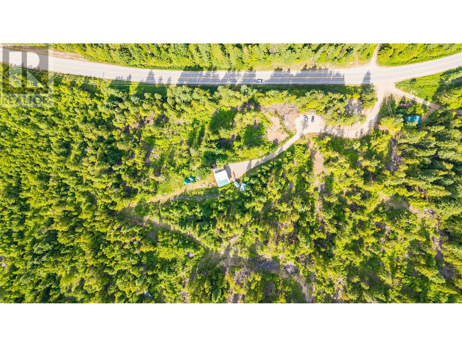 8140 6 Highway, Lemon Creek, British Columbia  V0G 2C0 - Photo 53 - 10351307