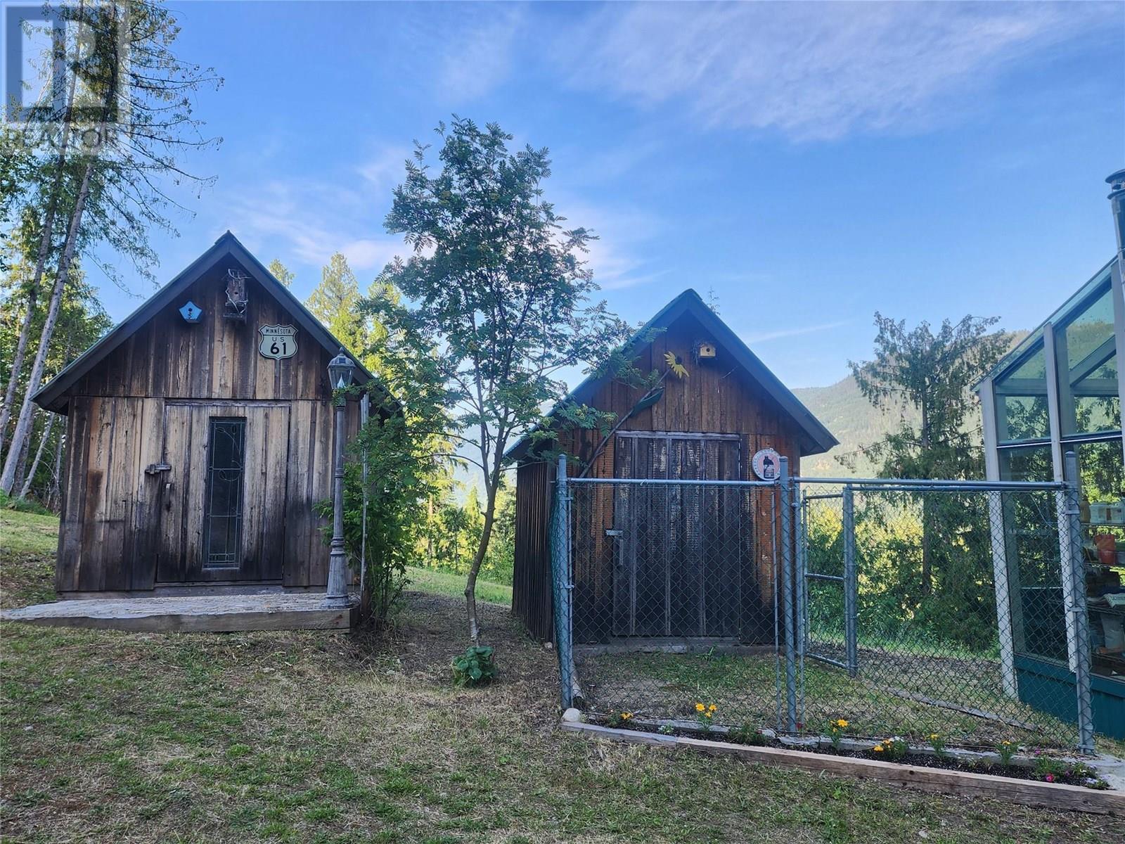 8140 6 Highway, Lemon Creek, British Columbia  V0G 2C0 - Photo 64 - 10351307