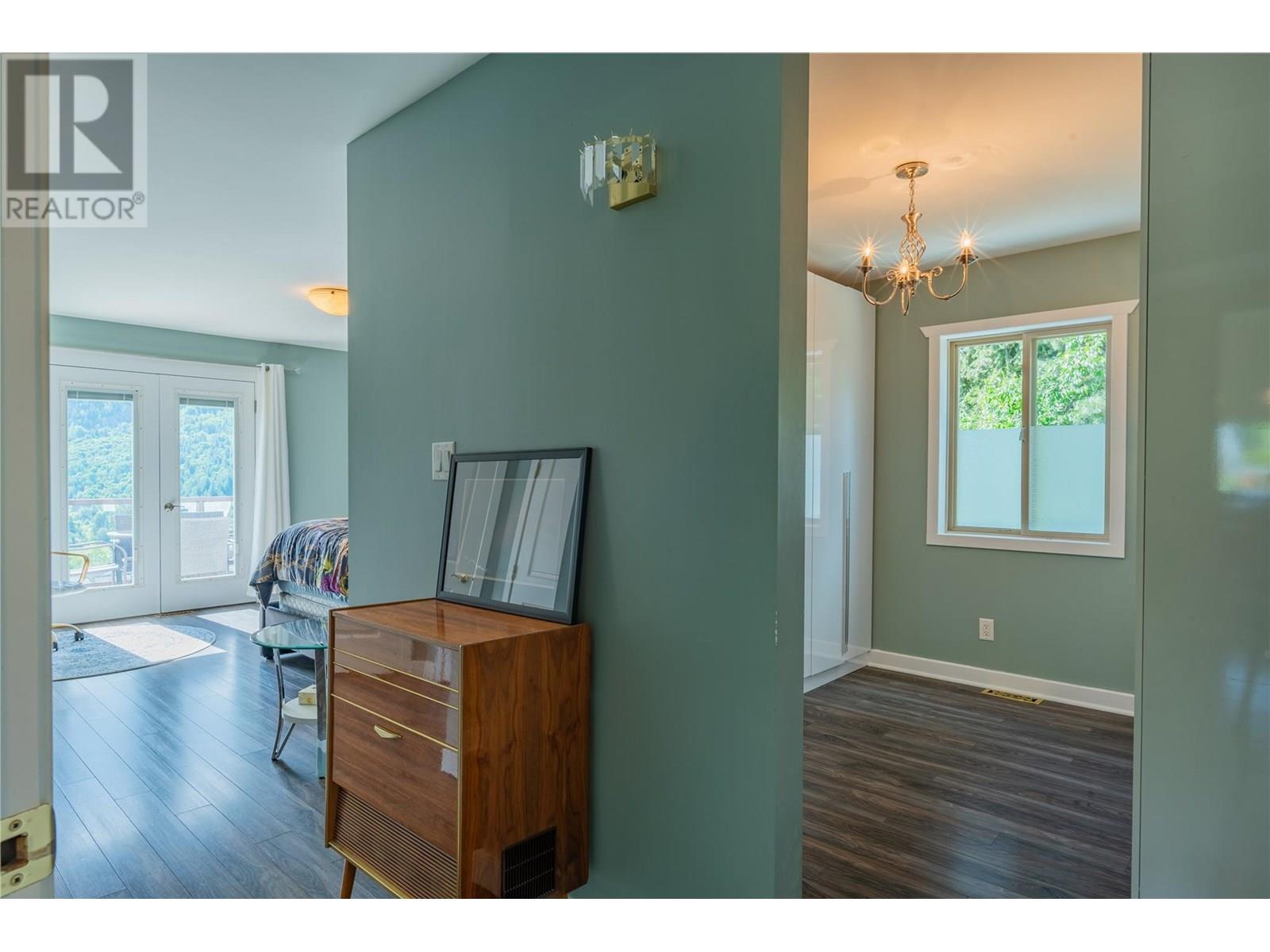 532 Blake Court, Warfield, British Columbia  V1R 4V9 - Photo 44 - 10353024