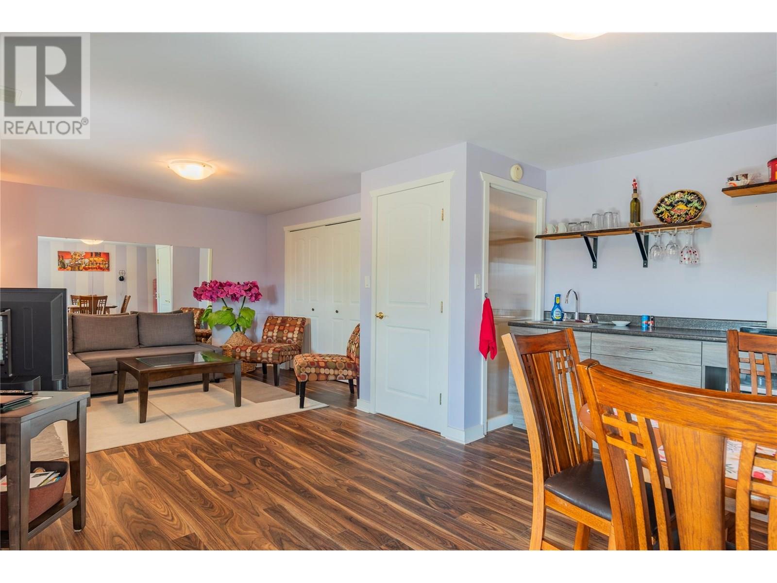 532 Blake Court, Warfield, British Columbia  V1R 4V9 - Photo 64 - 10353024