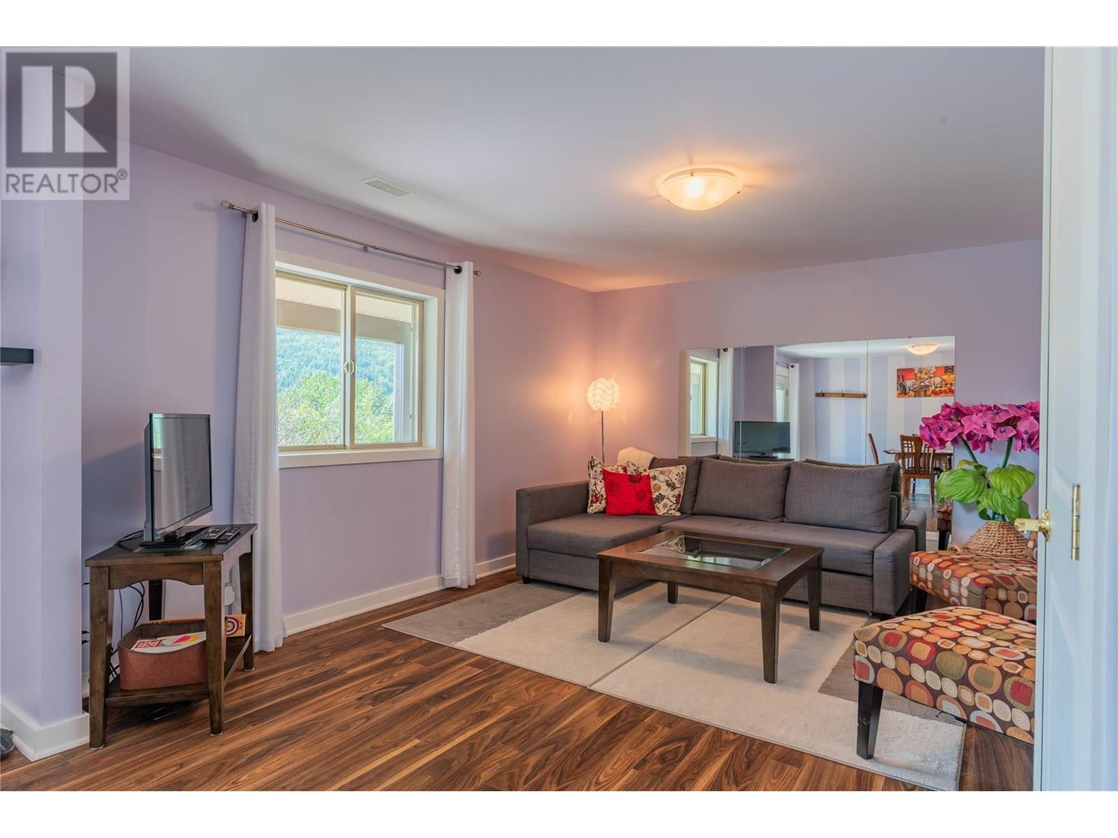 532 Blake Court, Warfield, British Columbia  V1R 4V9 - Photo 68 - 10353024