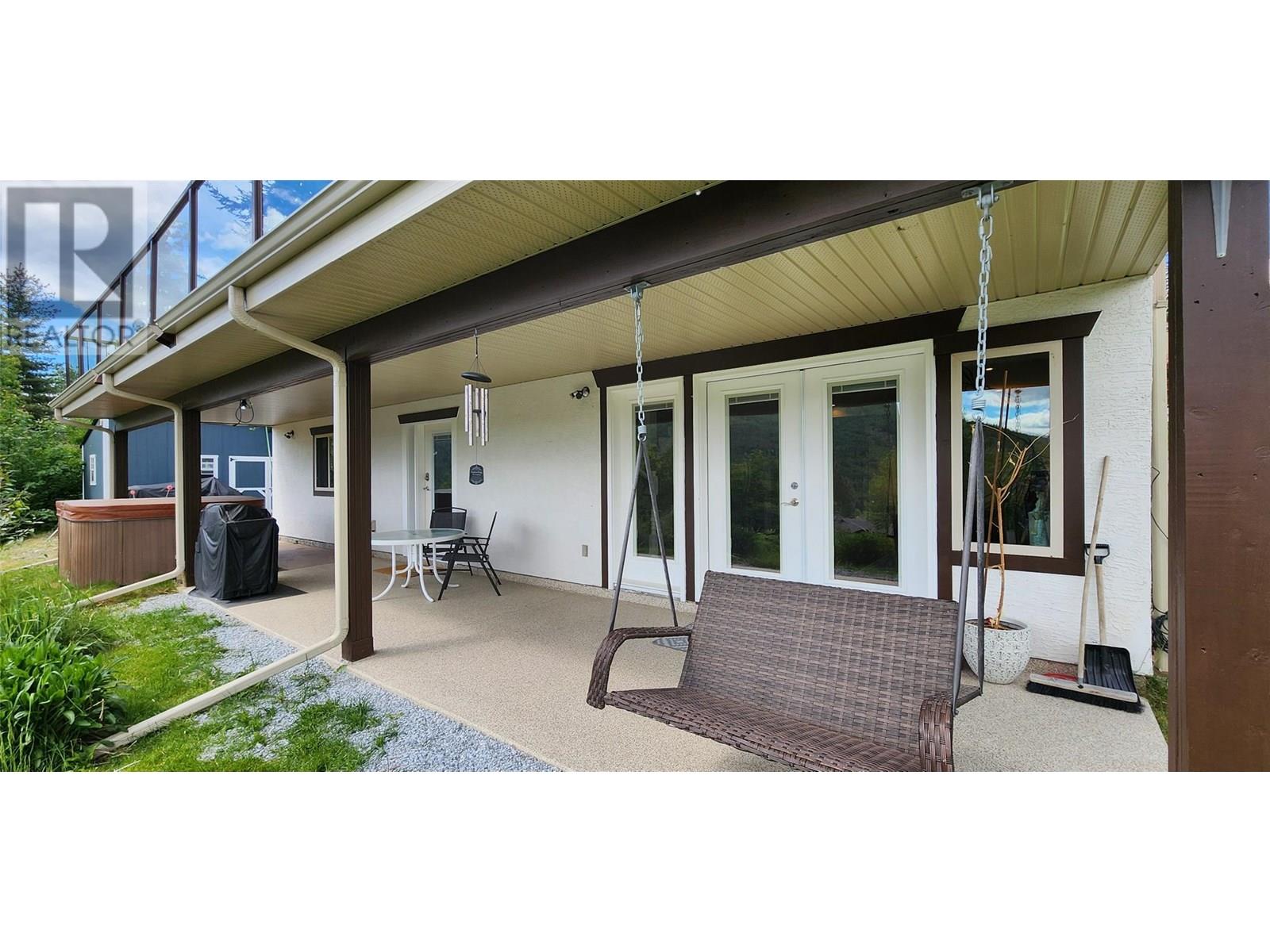 532 Blake Court, Warfield, British Columbia  V1R 4V9 - Photo 7 - 10353024
