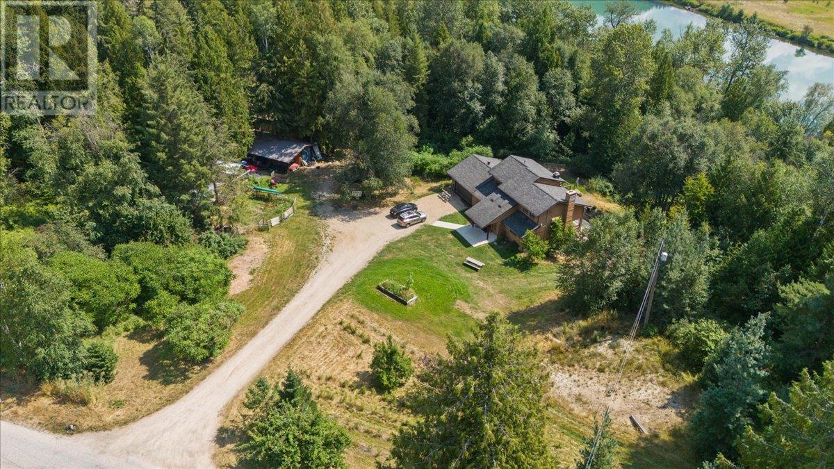 6172 Slocan River Road, Winlaw, British Columbia  V0G 2J0 - Photo 13 - 10352470