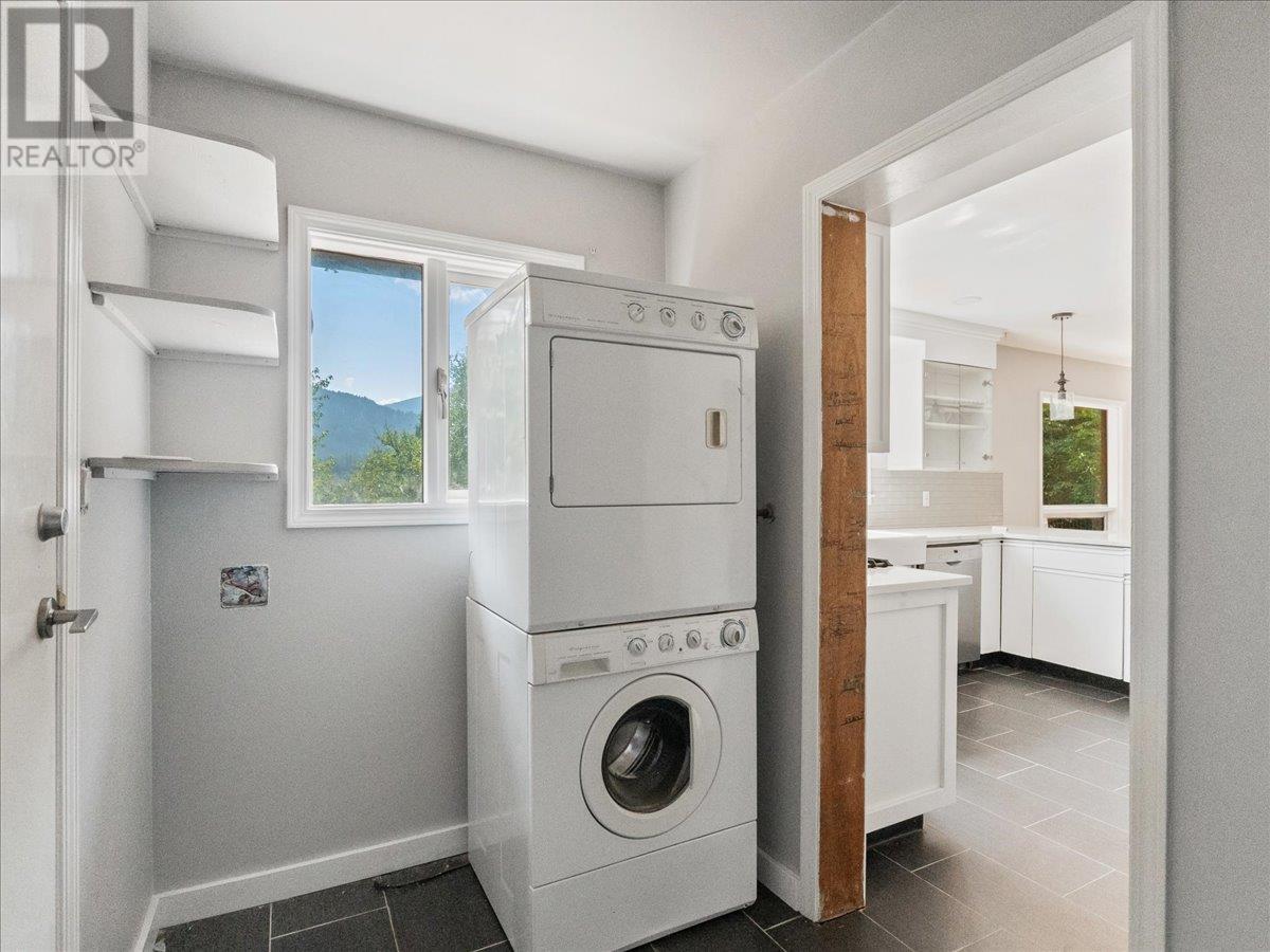 6172 Slocan River Road, Winlaw, British Columbia  V0G 2J0 - Photo 40 - 10352470