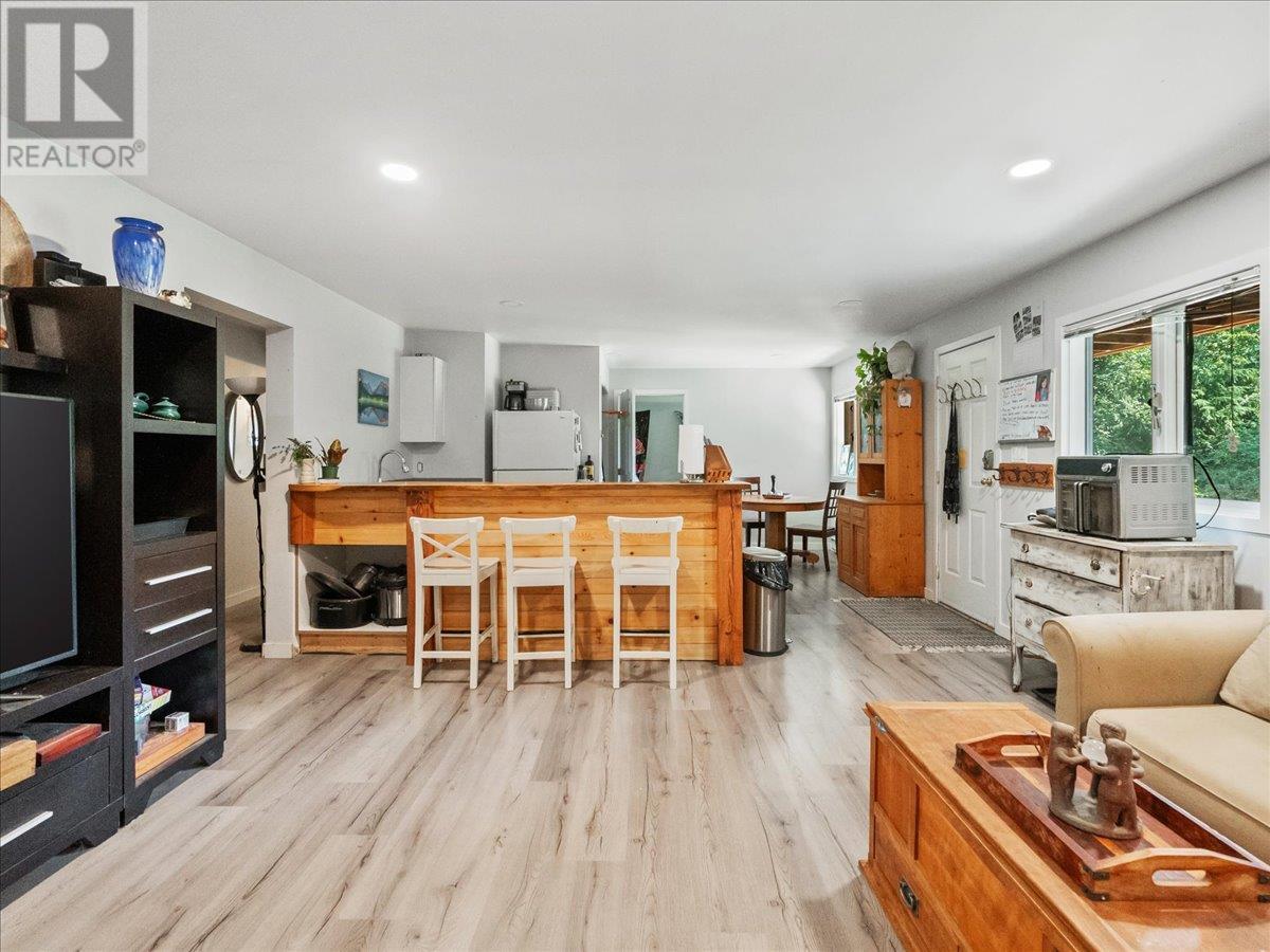 6172 Slocan River Road, Winlaw, British Columbia  V0G 2J0 - Photo 66 - 10352470