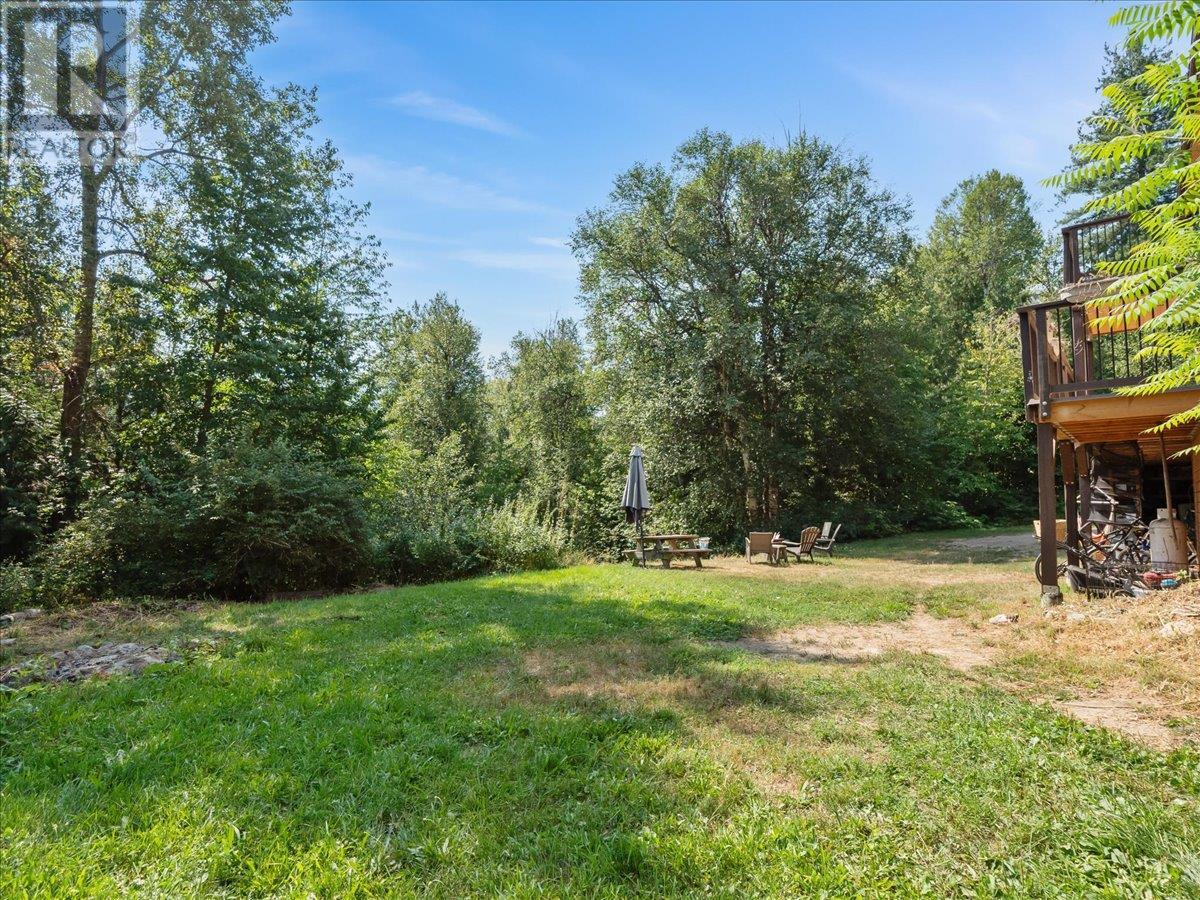 6172 Slocan River Road, Winlaw, British Columbia  V0G 2J0 - Photo 7 - 10352470