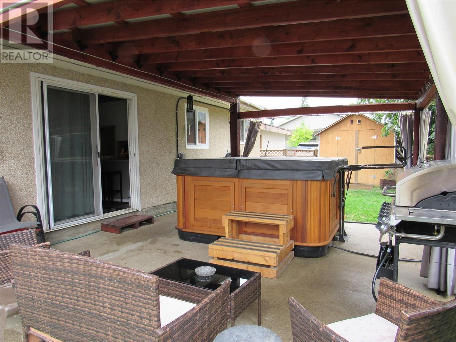 1755 Columbia Gardens Road, Fruitvale, British Columbia  V0G 1L0 - Photo 14 - 10353190