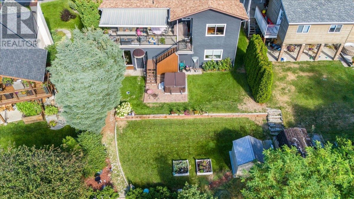 2310 Mcbride Street, Trail, British Columbia  V1R 4N8 - Photo 30 - 10353360