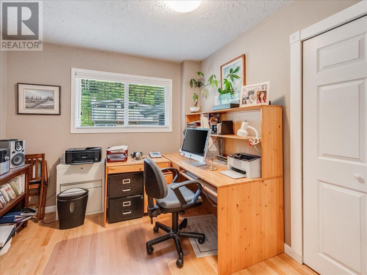 2310 Mcbride Street, Trail, British Columbia  V1R 4N8 - Photo 46 - 10353360